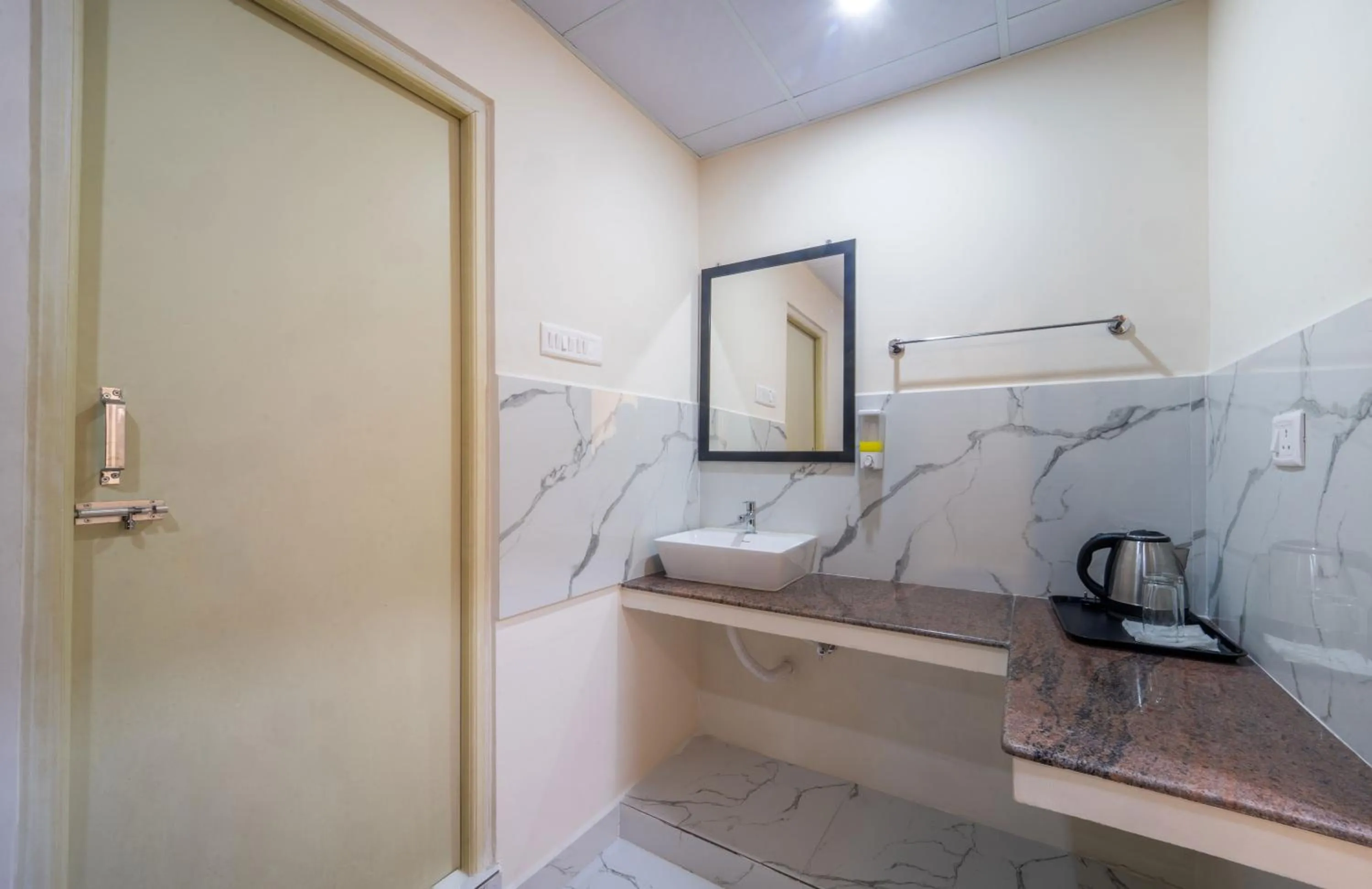 Bathroom in VR Paradise - Near SIPCOT Chennai OMR