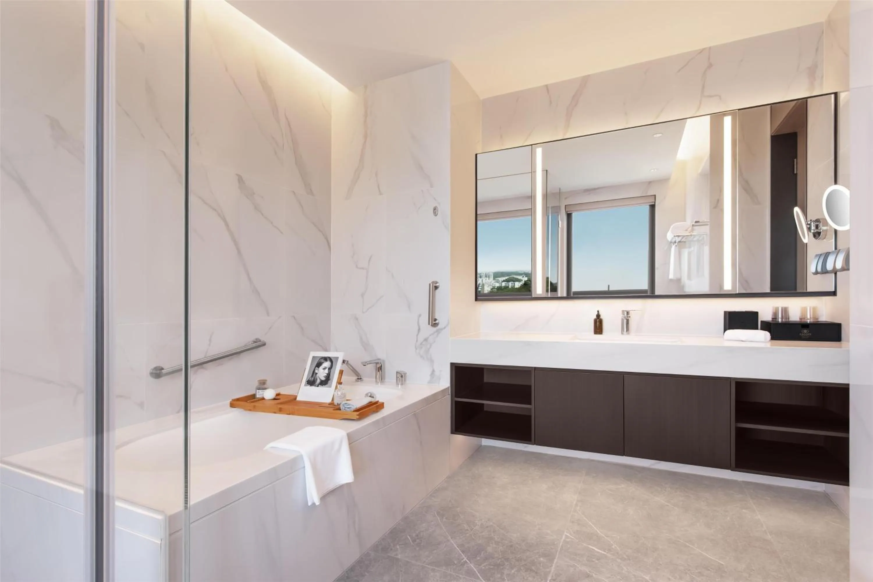 Bathroom in Ascott Fengyishan Shenzhen