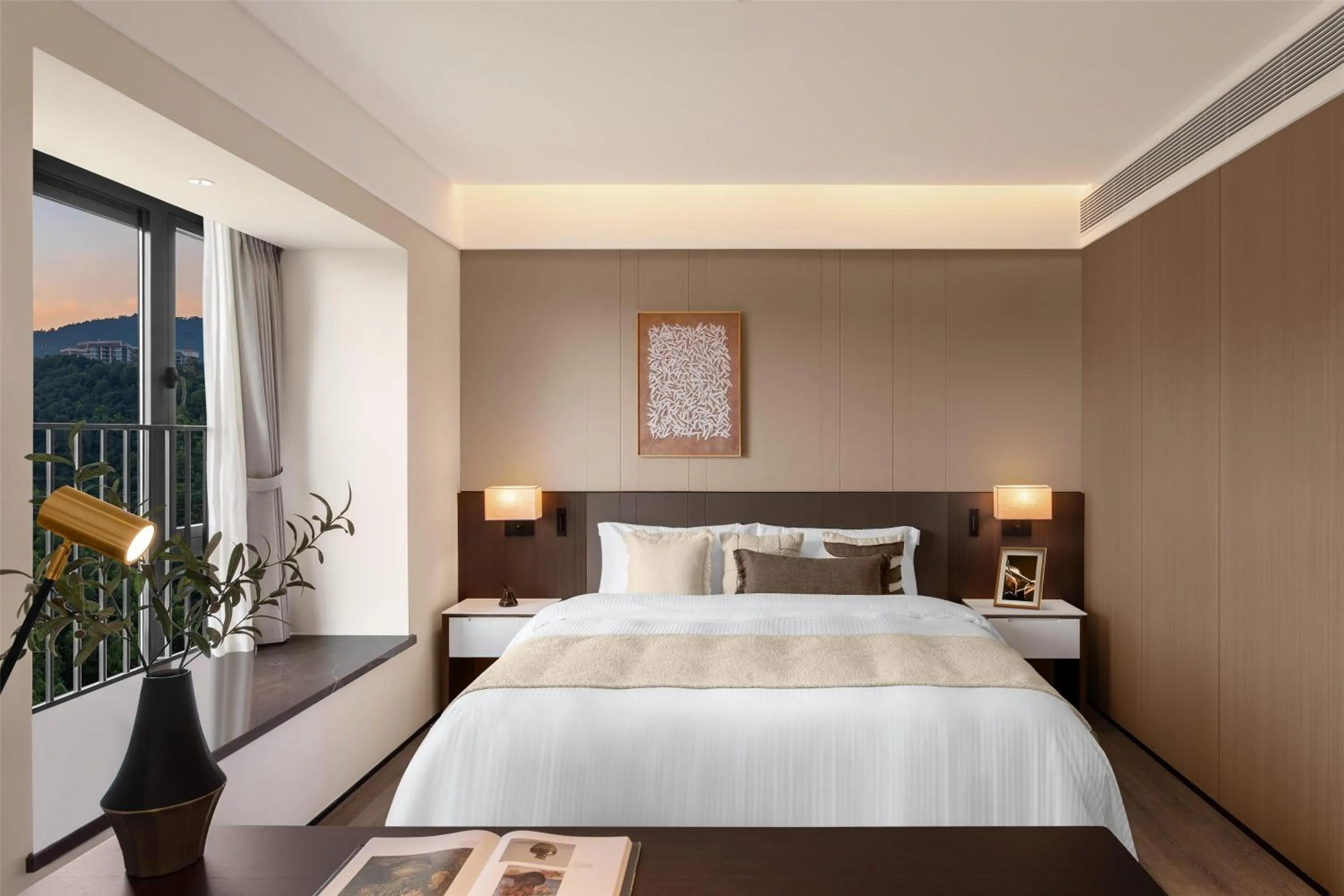 Bedroom, Bed in Ascott Fengyishan Shenzhen