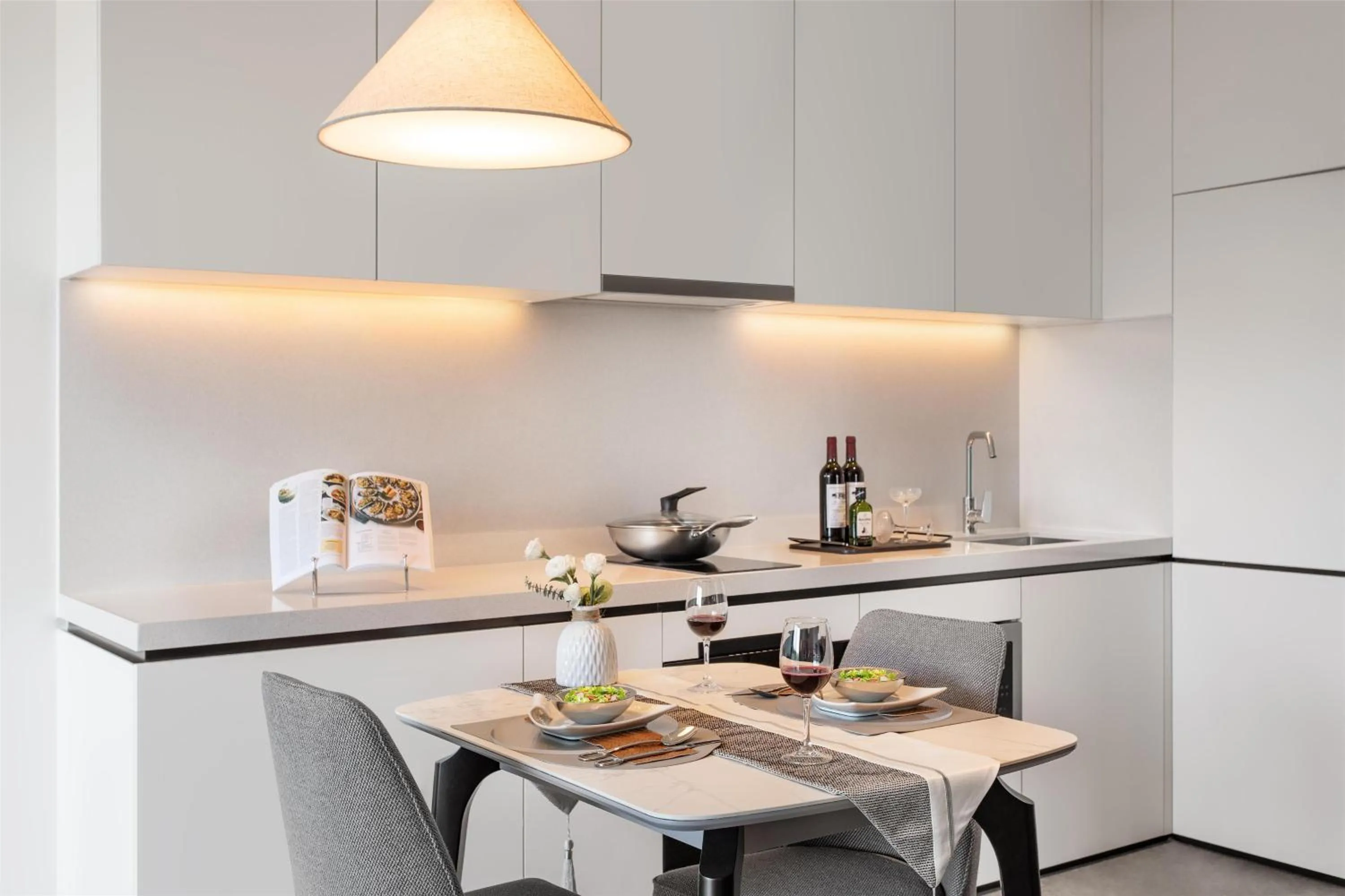 Kitchen or kitchenette in Ascott Fengyishan Shenzhen