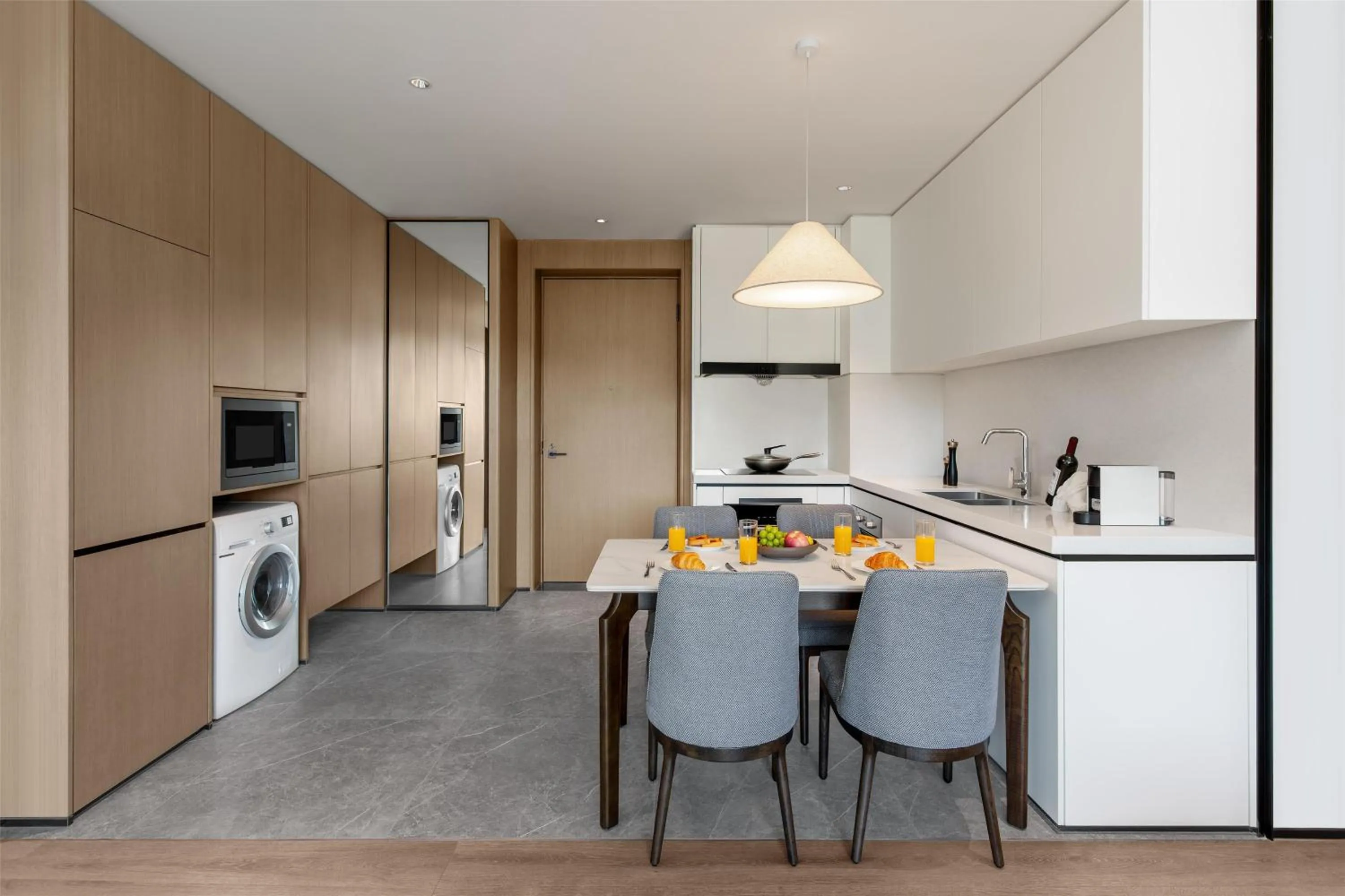Kitchen or kitchenette in Ascott Fengyishan Shenzhen