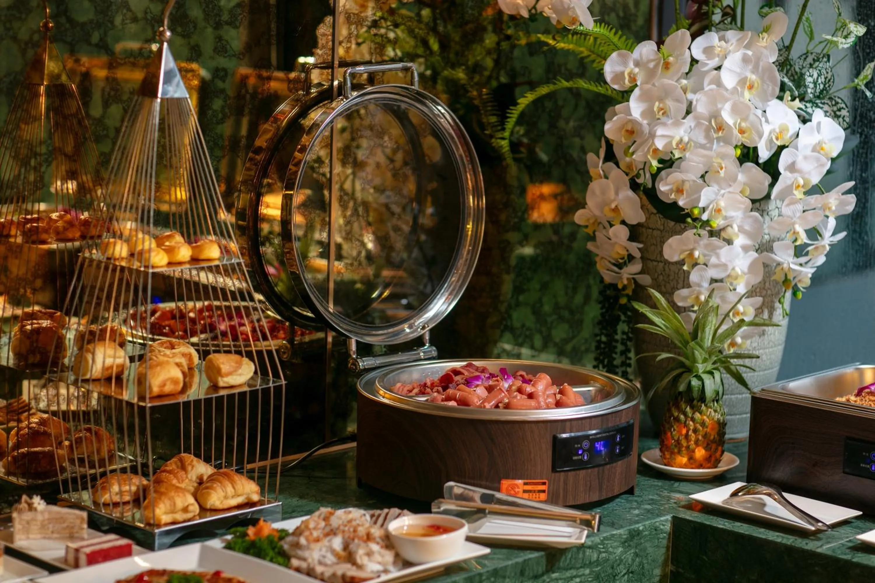 Food in Le Premier Hotel & Rooftop Bar