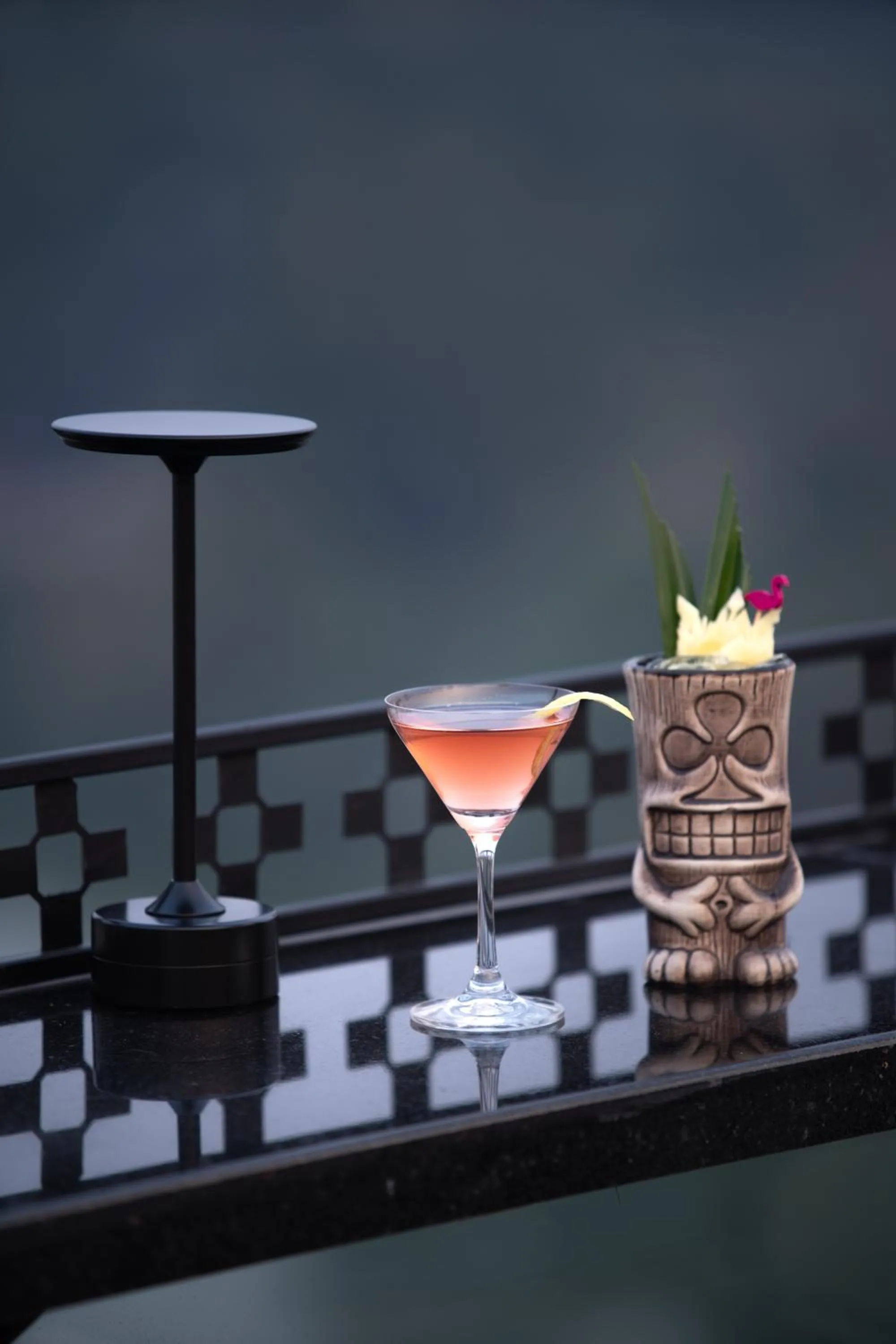 Lounge or bar in Le Premier Hotel & Rooftop Bar