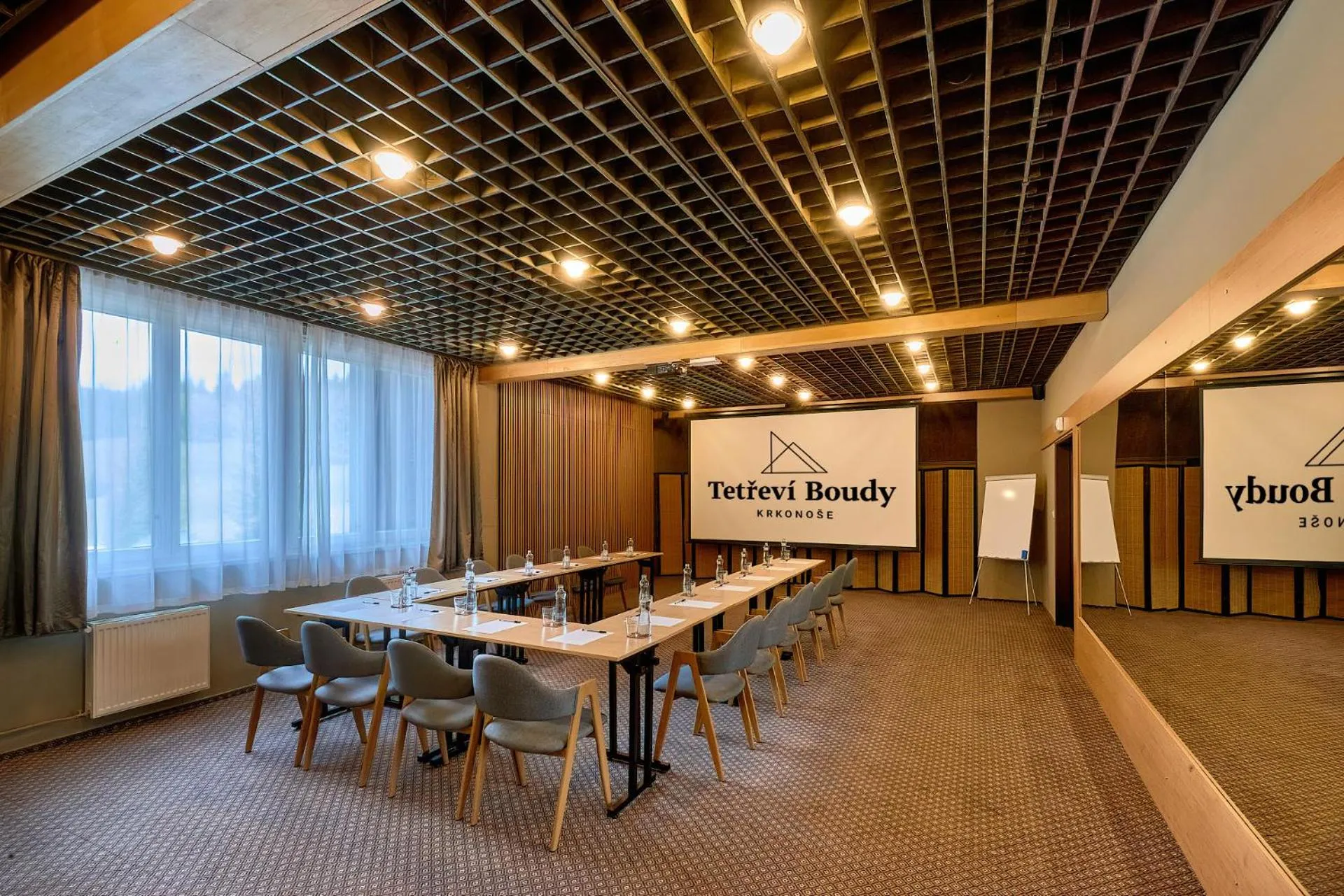 Business facilities in Hotel Tetřeví Boudy