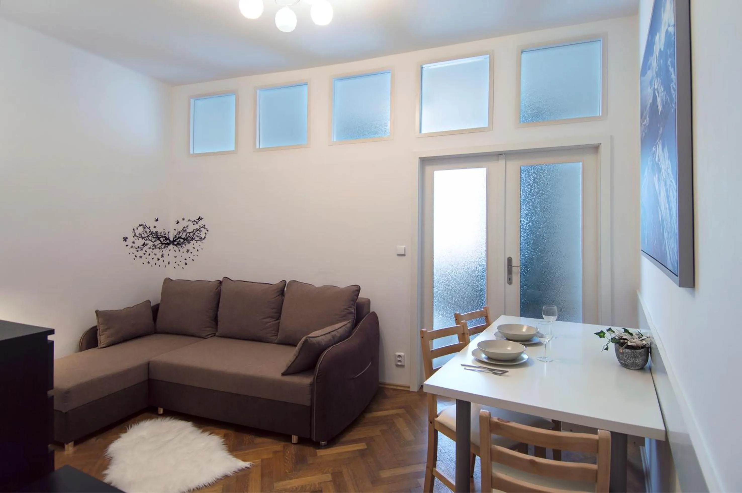 Modern Apartment Navrátilova II