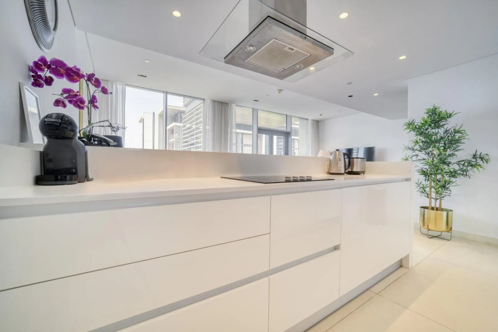 Kitchen or kitchenette in Shadow Of The Sun by Lagom