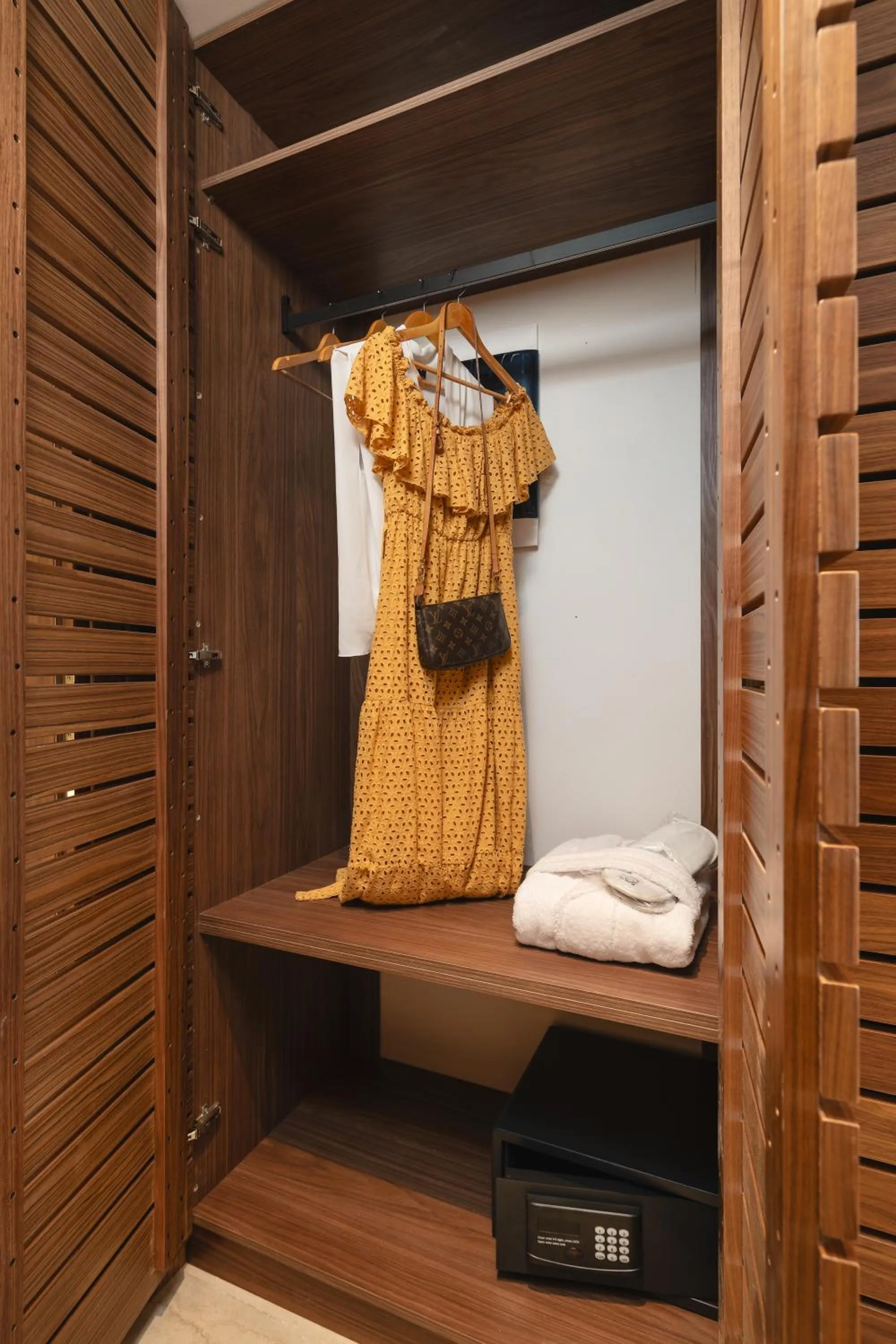 safe in Elia Sea Suites