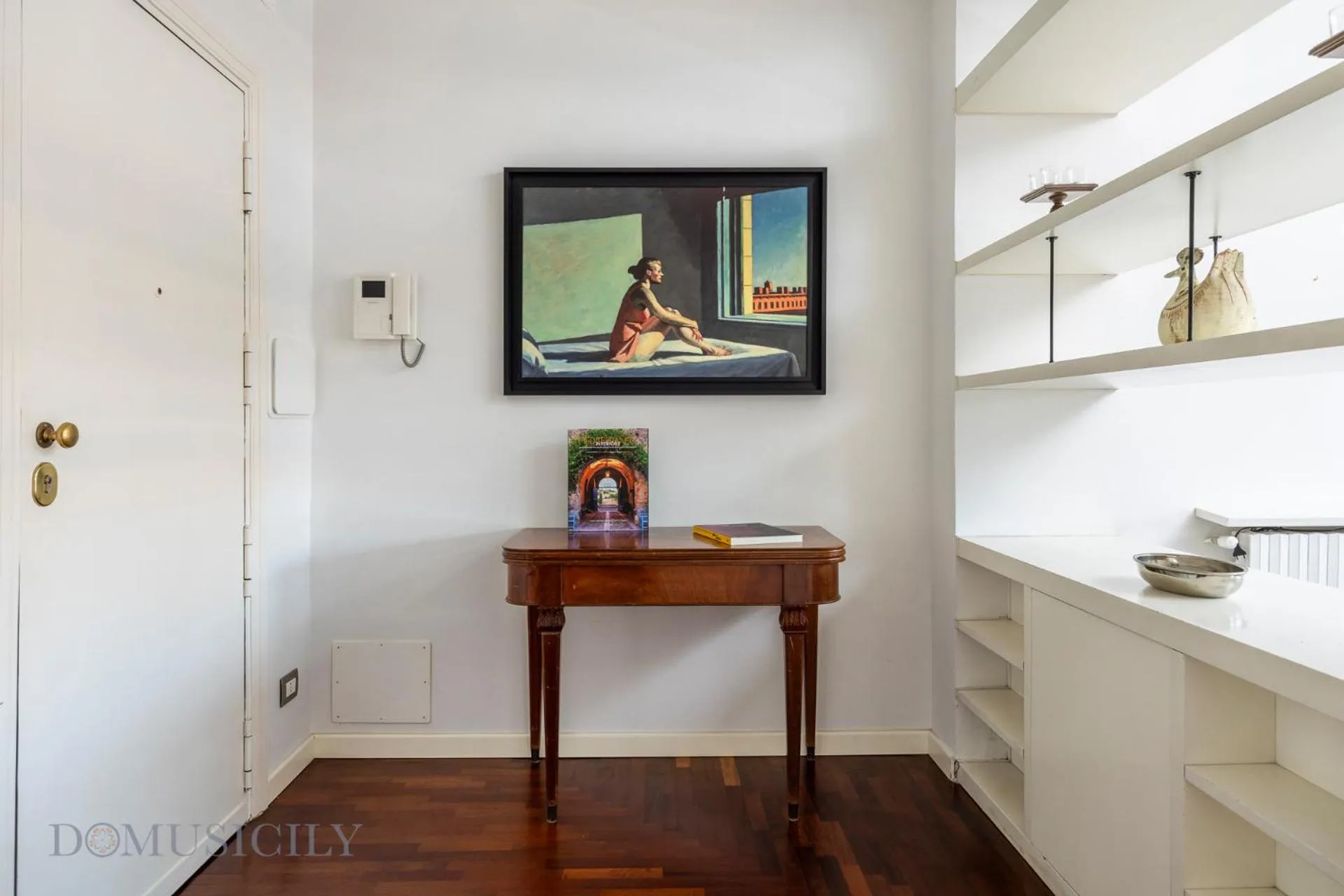 Edward Apartment by DomuSicily