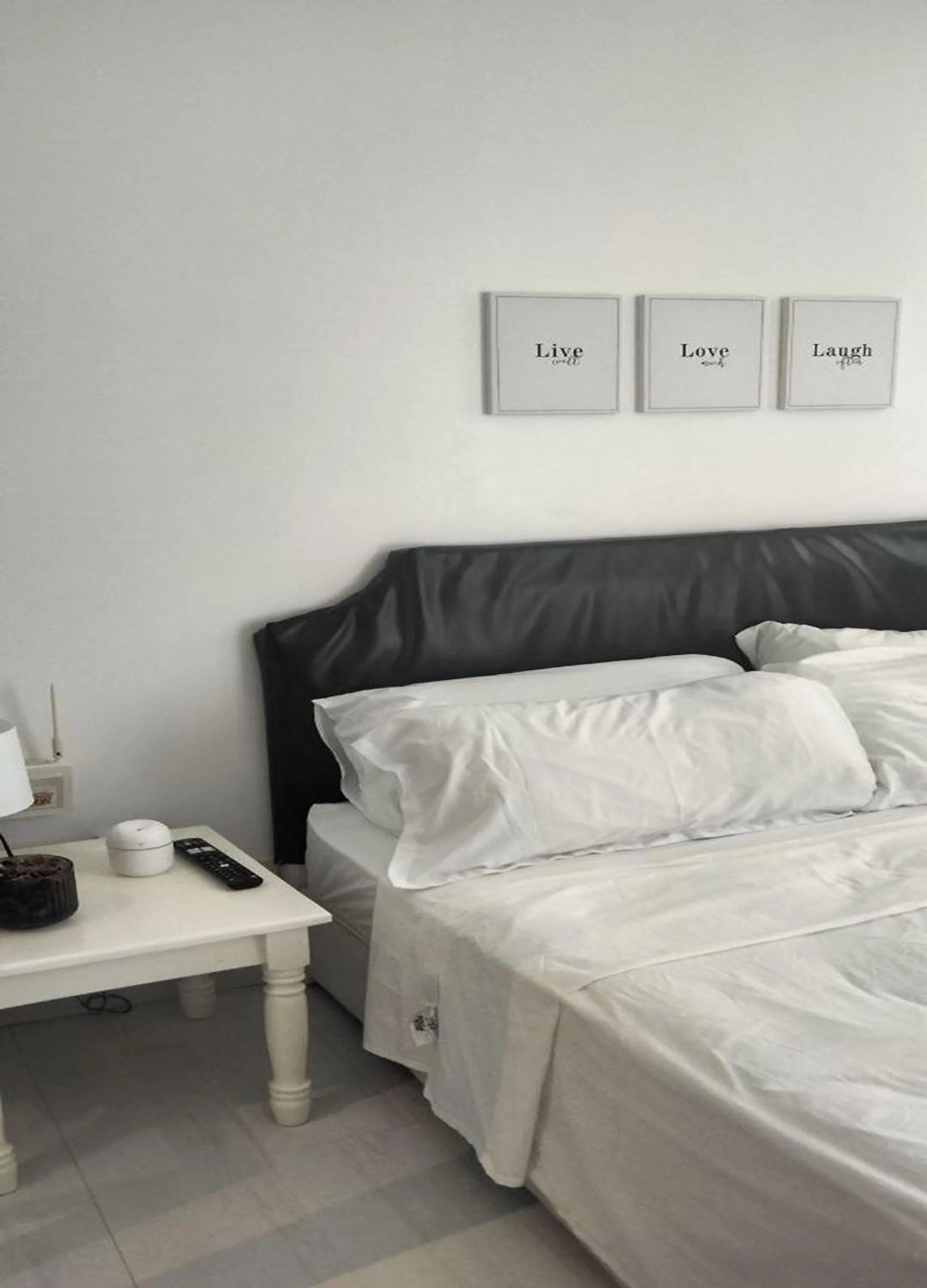 Bed in Budget Suite Paranaque