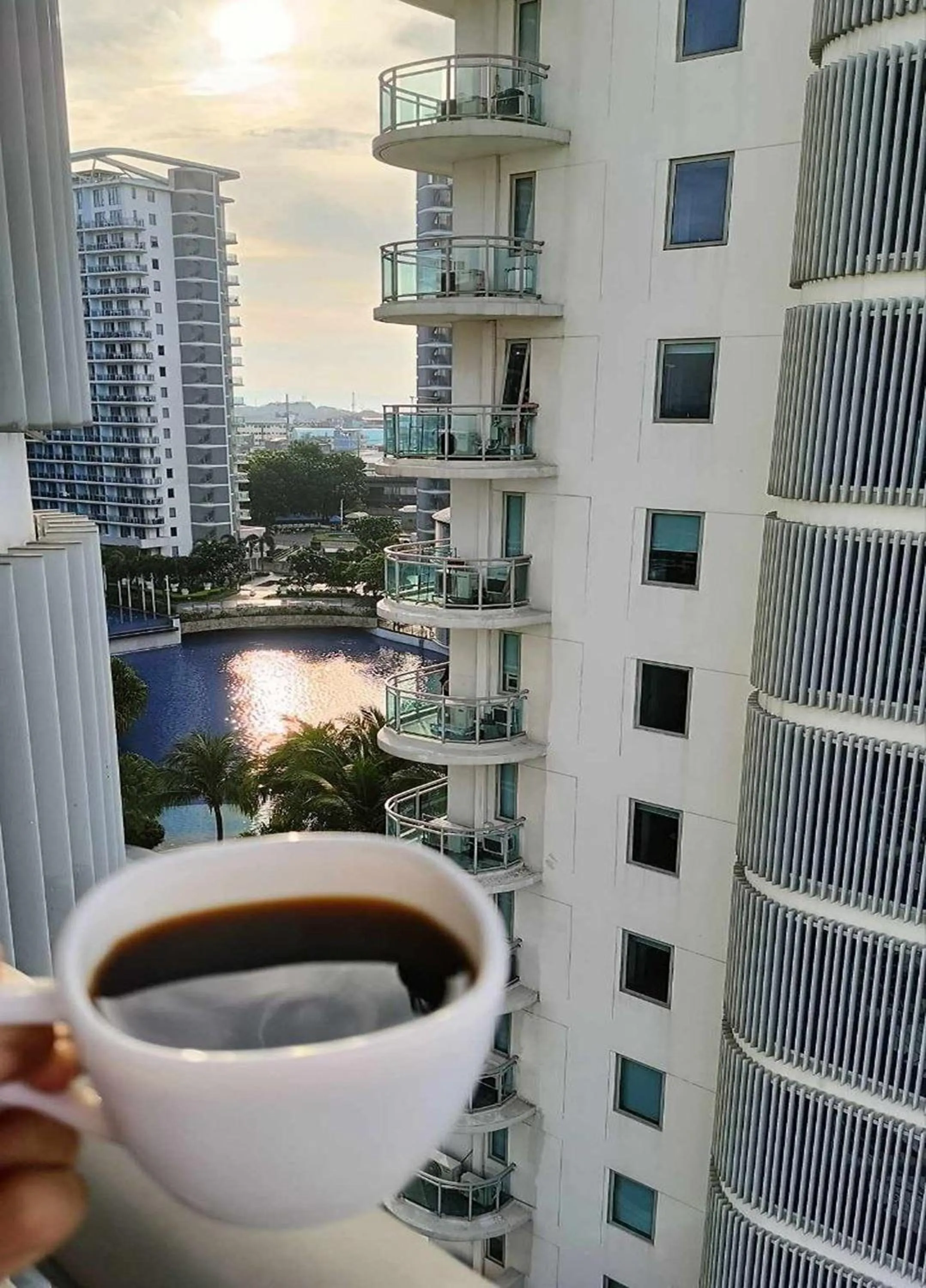 Property building in Budget Suite Paranaque