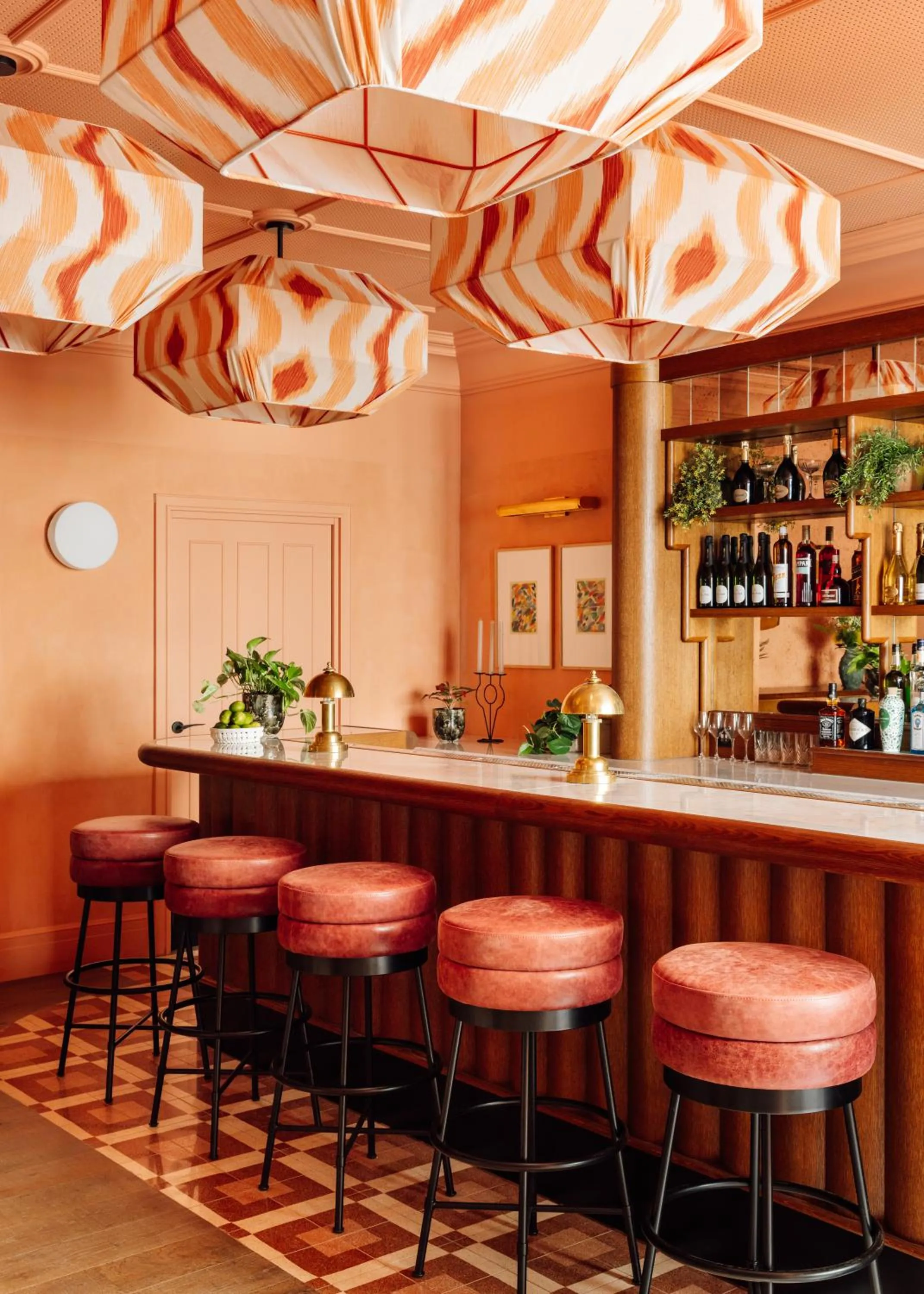 Lounge or bar in Le Jardin de Verre by Locke