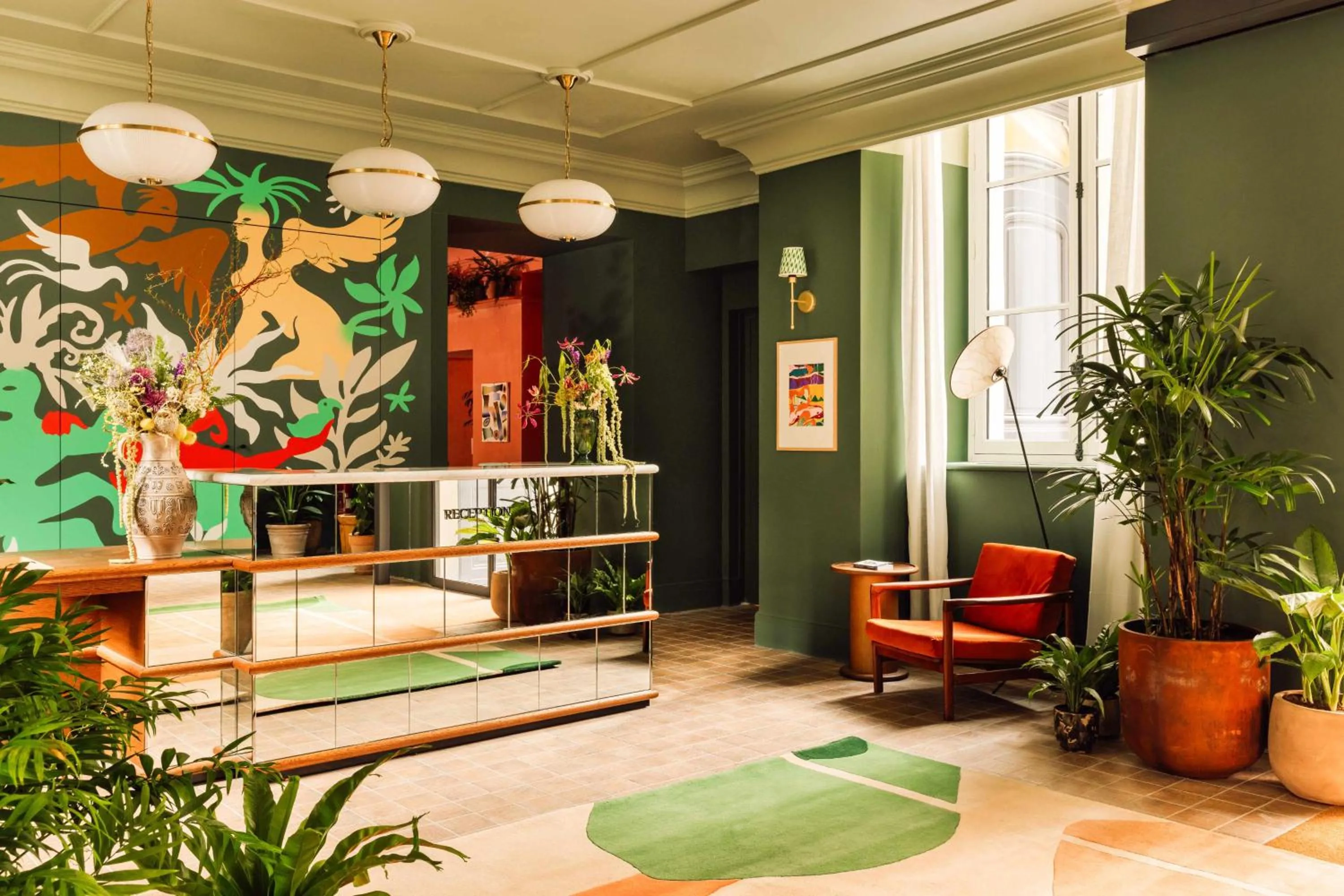 Lobby or reception in Le Jardin de Verre by Locke
