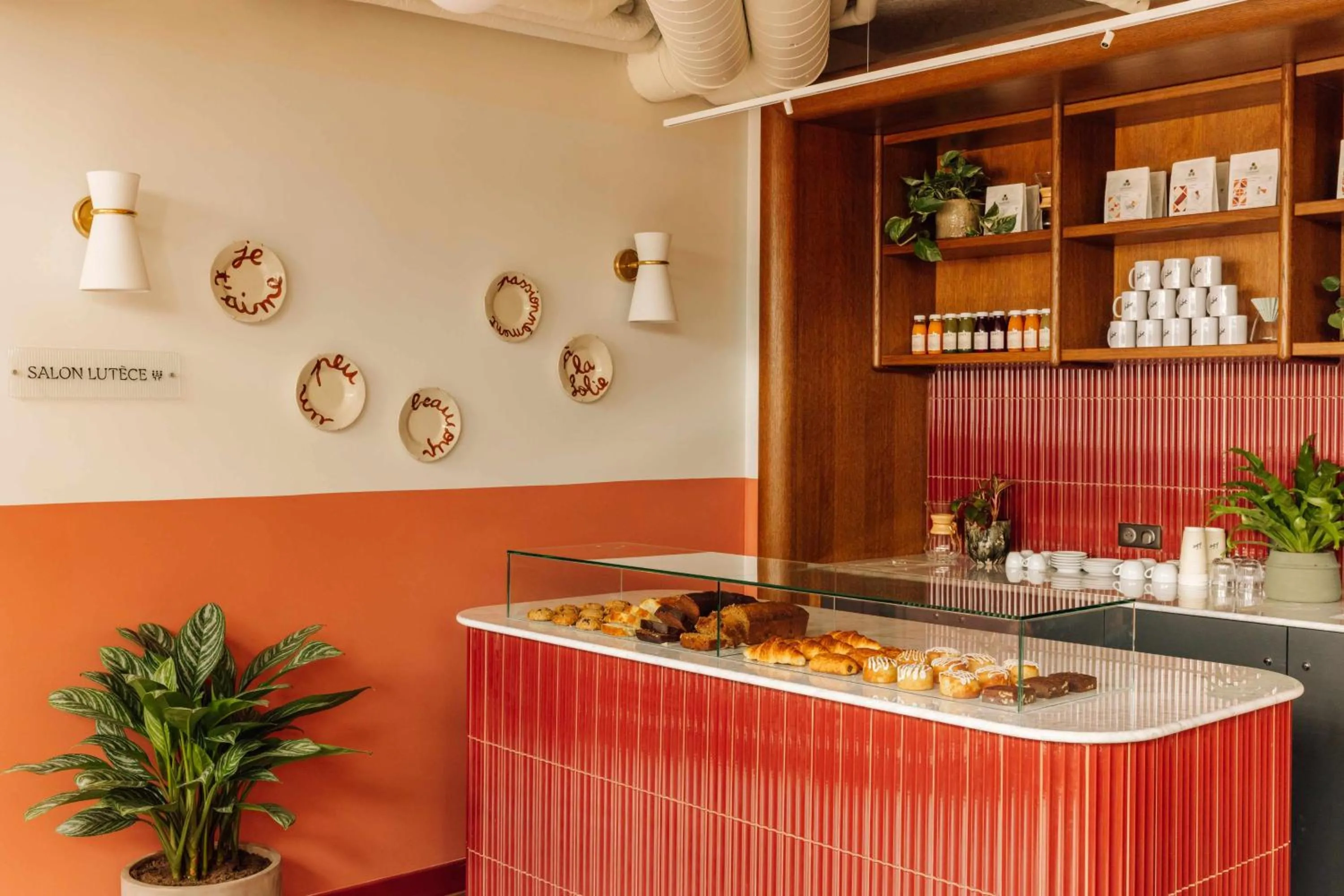 Food and drinks in Le Jardin de Verre by Locke
