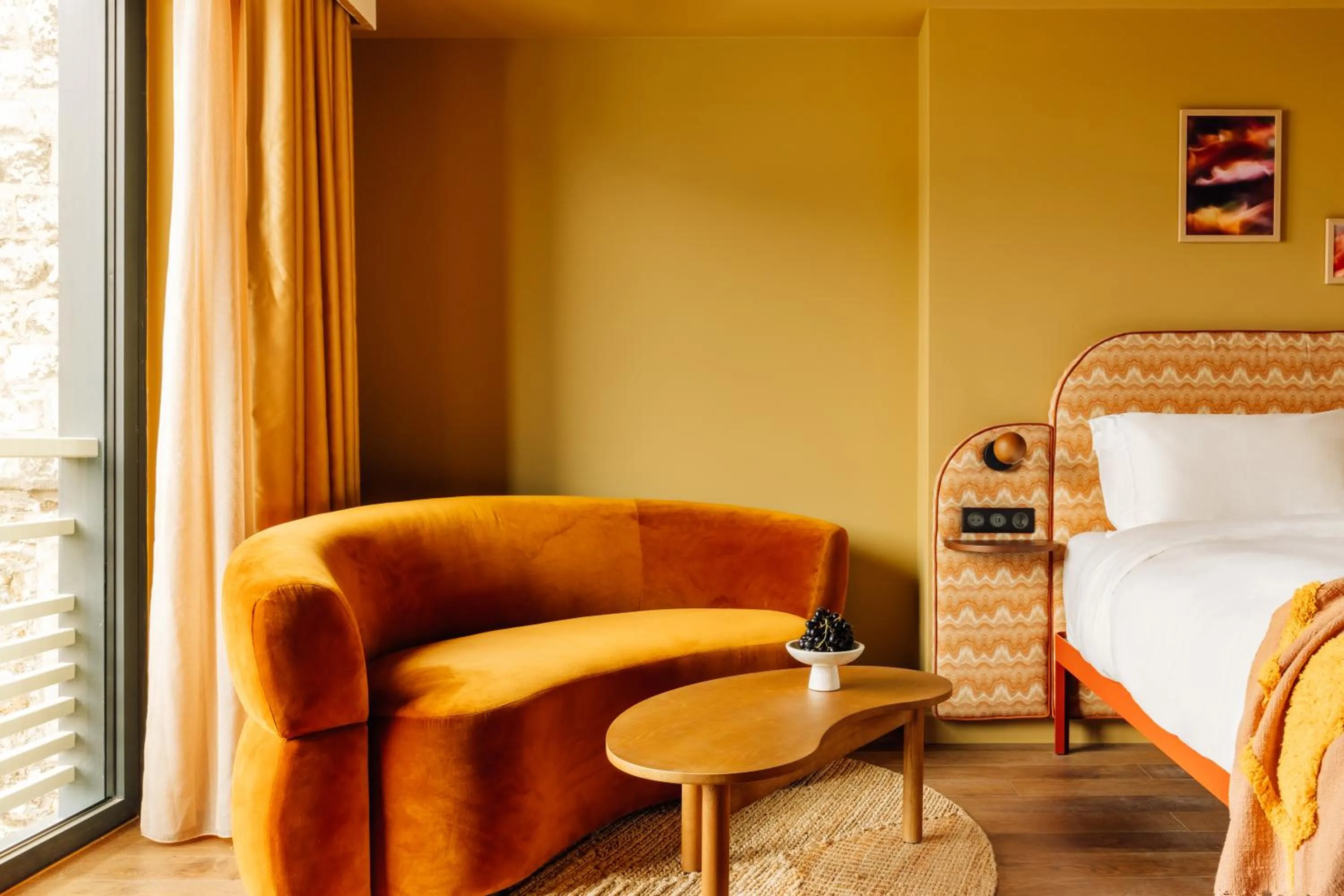 Bedroom, Bed in Le Jardin de Verre by Locke