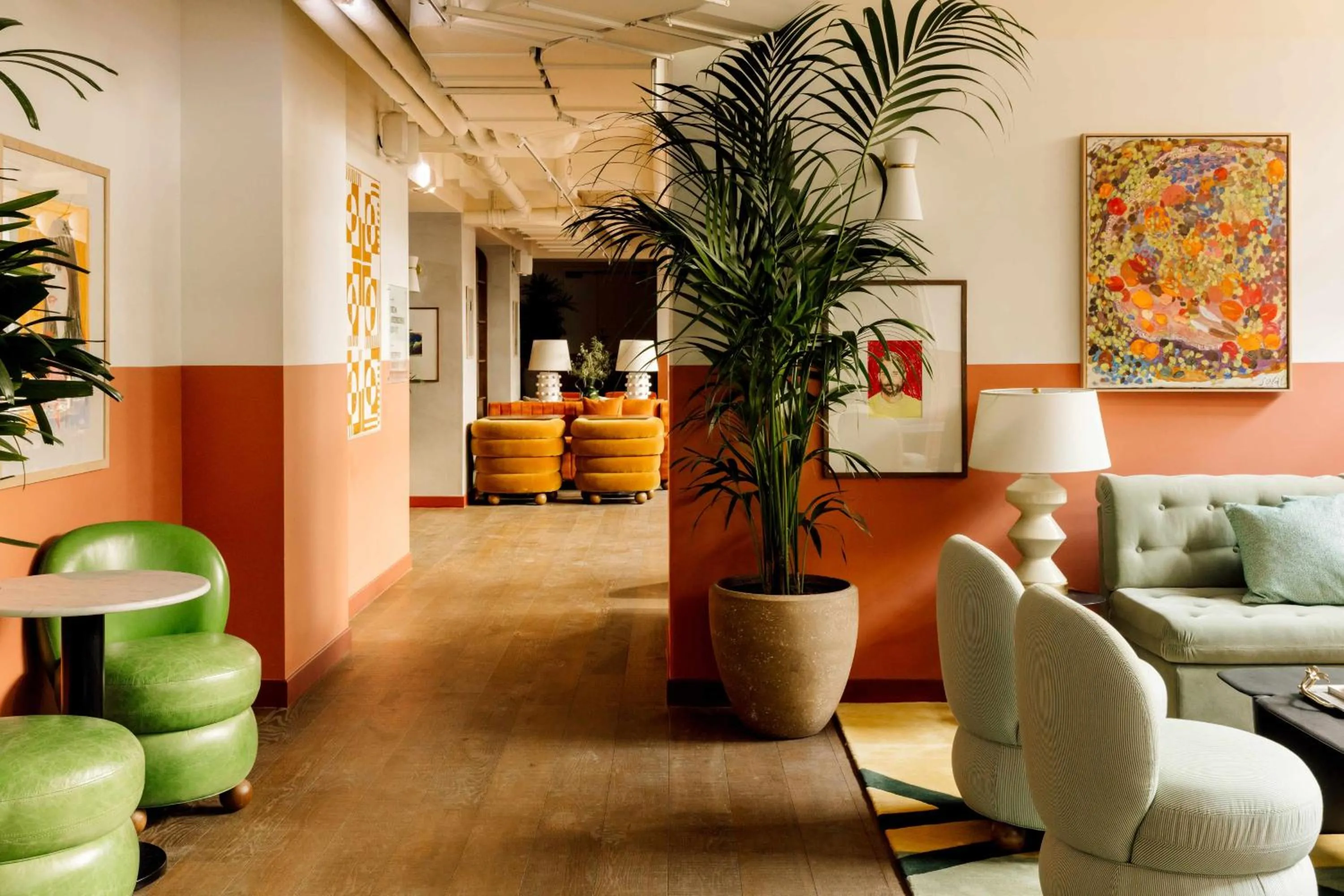 Lobby or reception in Le Jardin de Verre by Locke