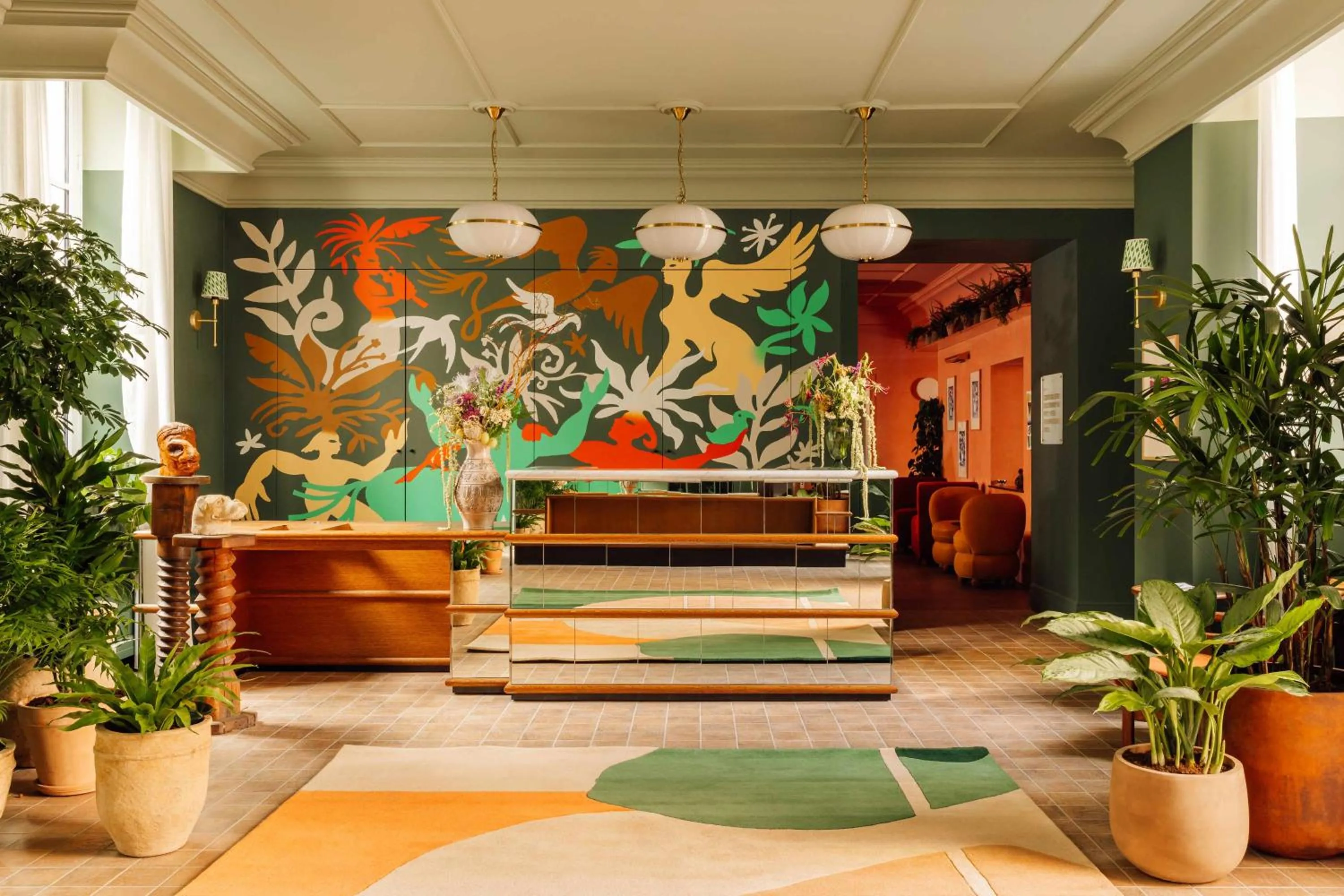 Lobby or reception in Le Jardin de Verre by Locke