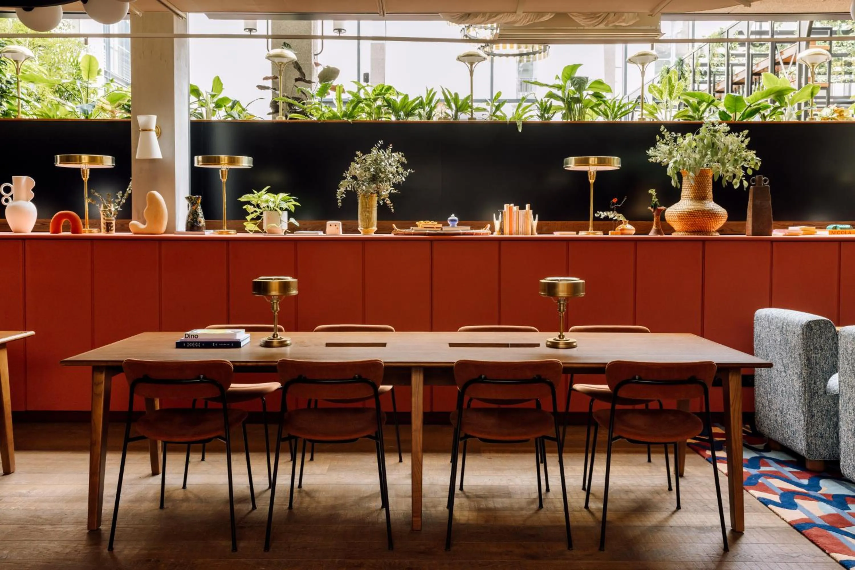 Coffee/tea facilities in Le Jardin de Verre by Locke