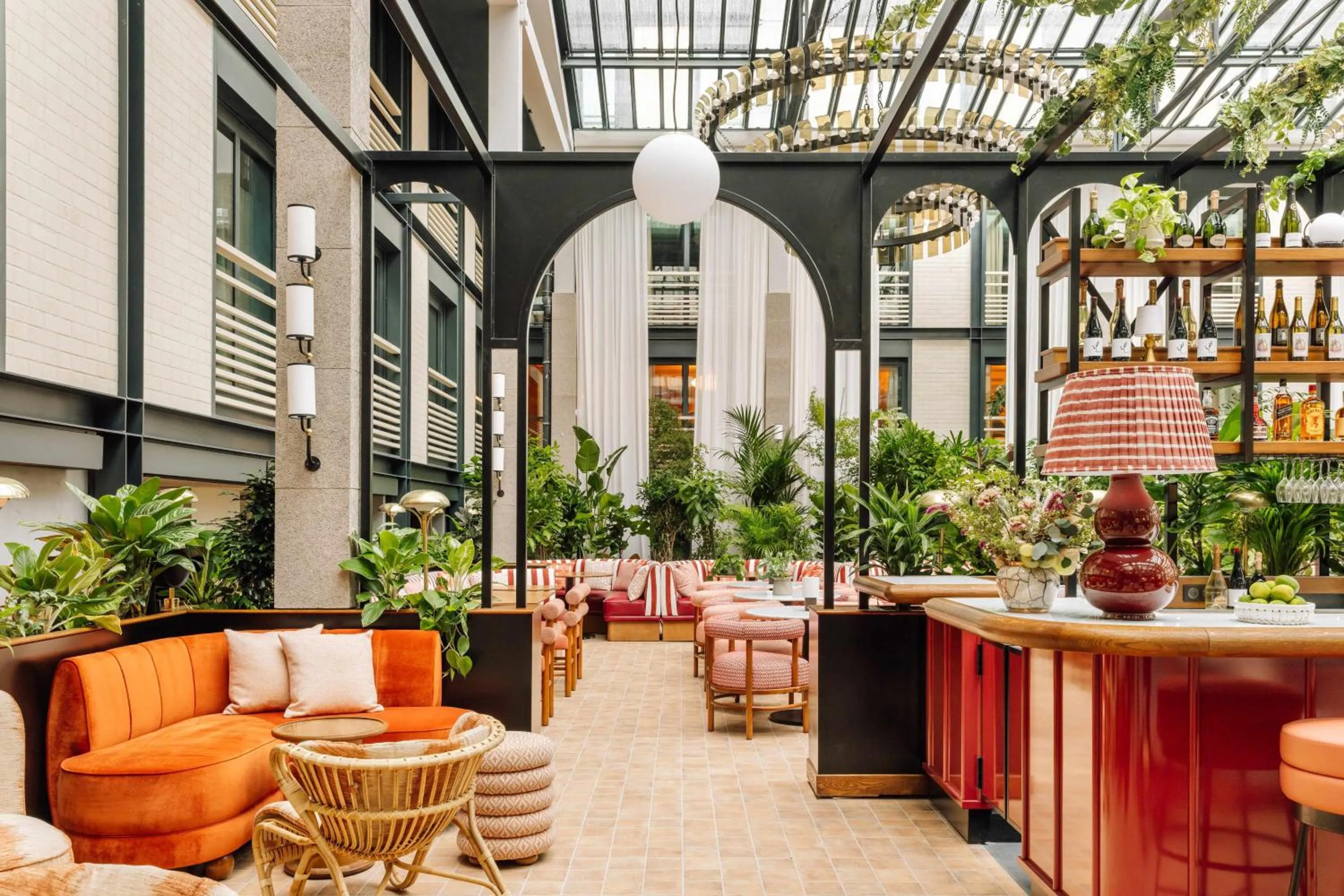 Restaurant/places to eat in Le Jardin de Verre by Locke