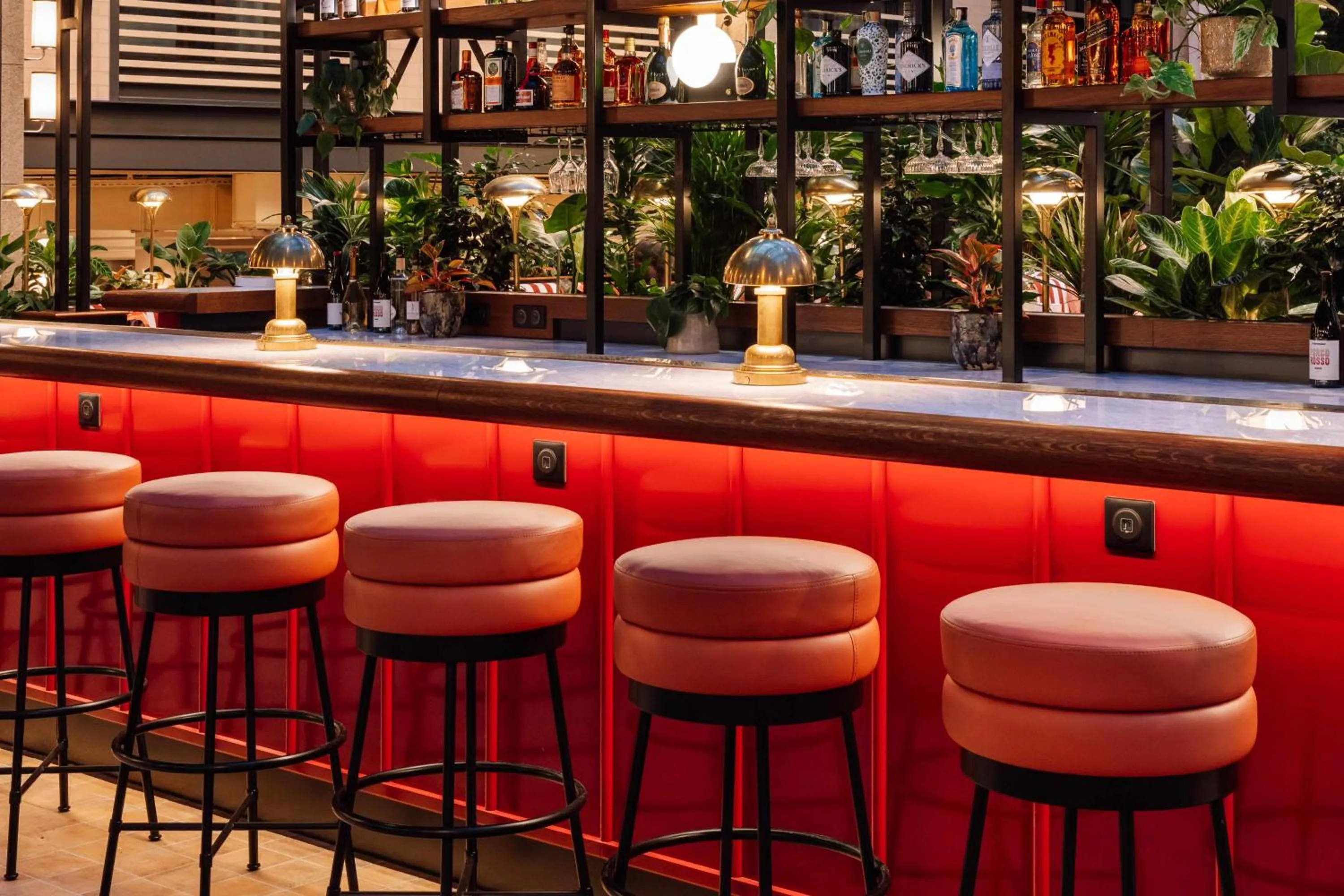 Lounge or bar in Le Jardin de Verre by Locke