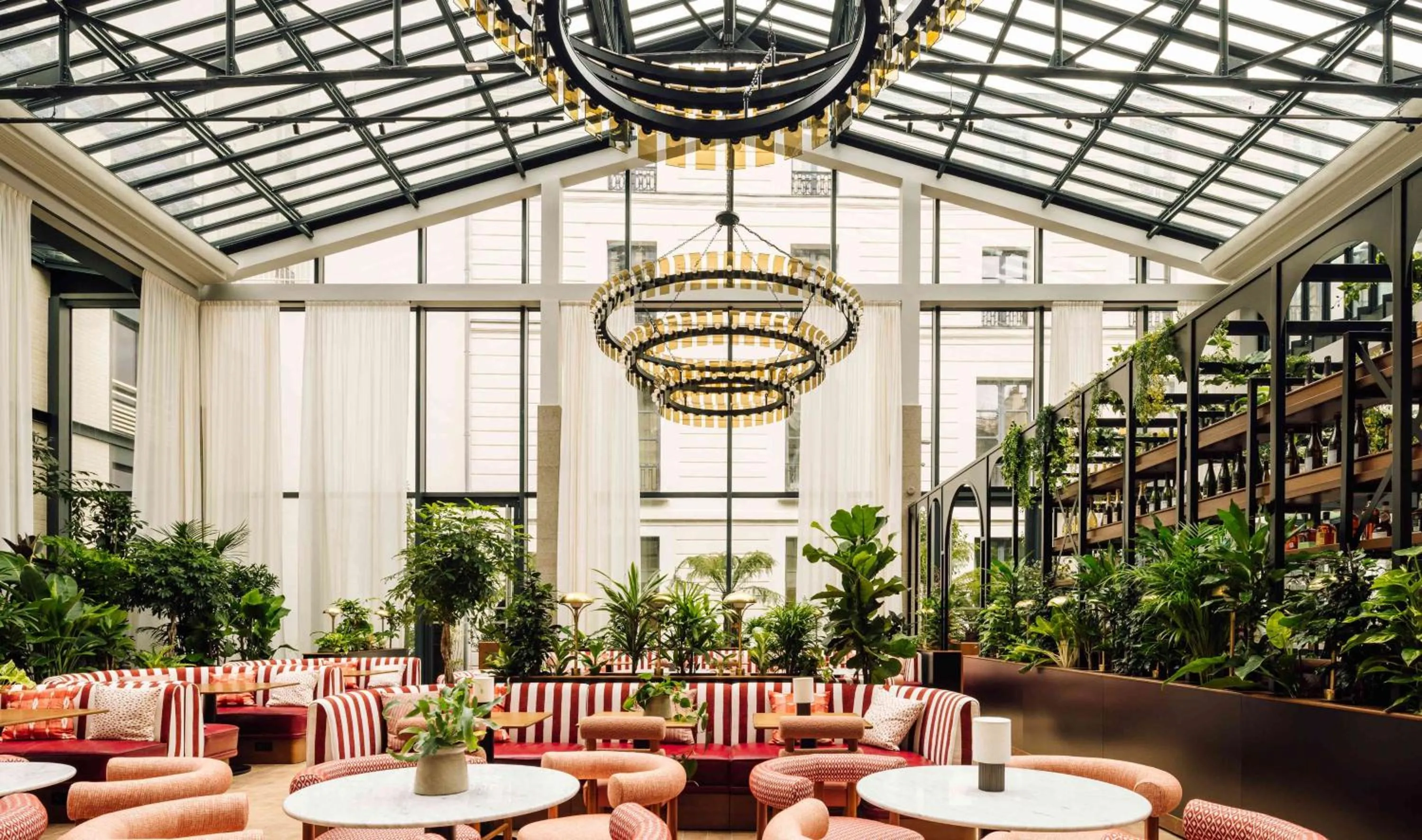 Restaurant/places to eat in Le Jardin de Verre by Locke