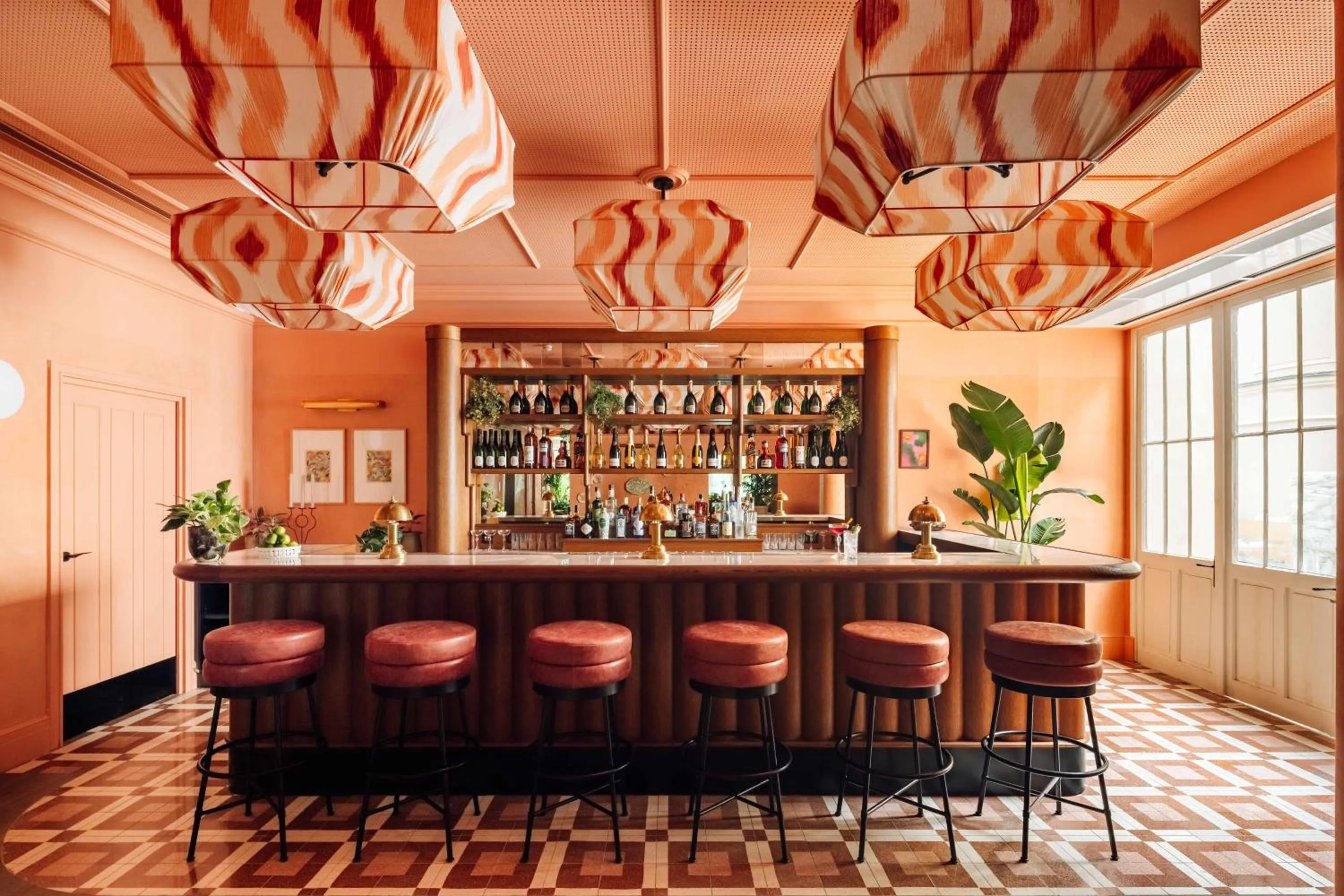Lounge or bar in Le Jardin de Verre by Locke