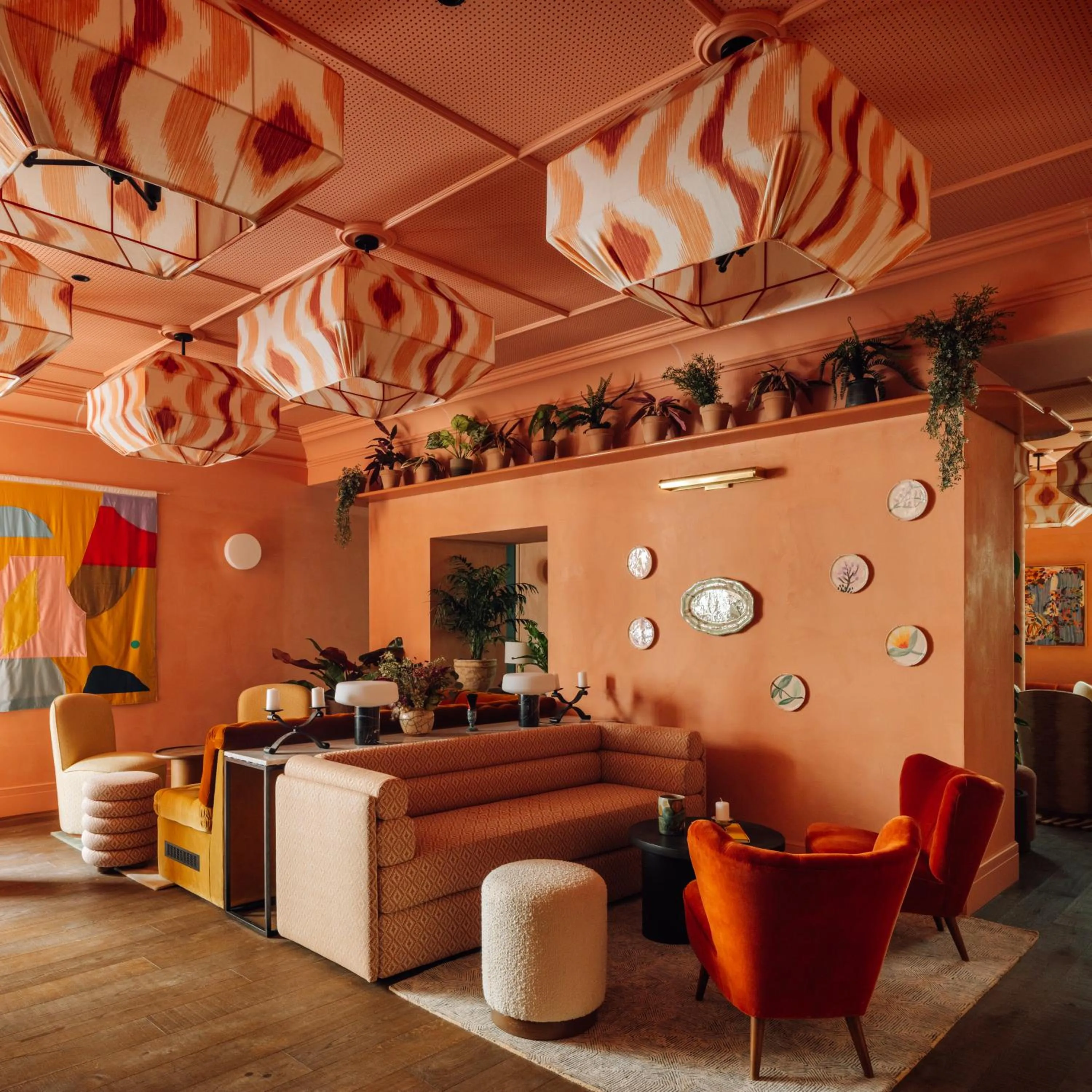 Lounge or bar in Le Jardin de Verre by Locke