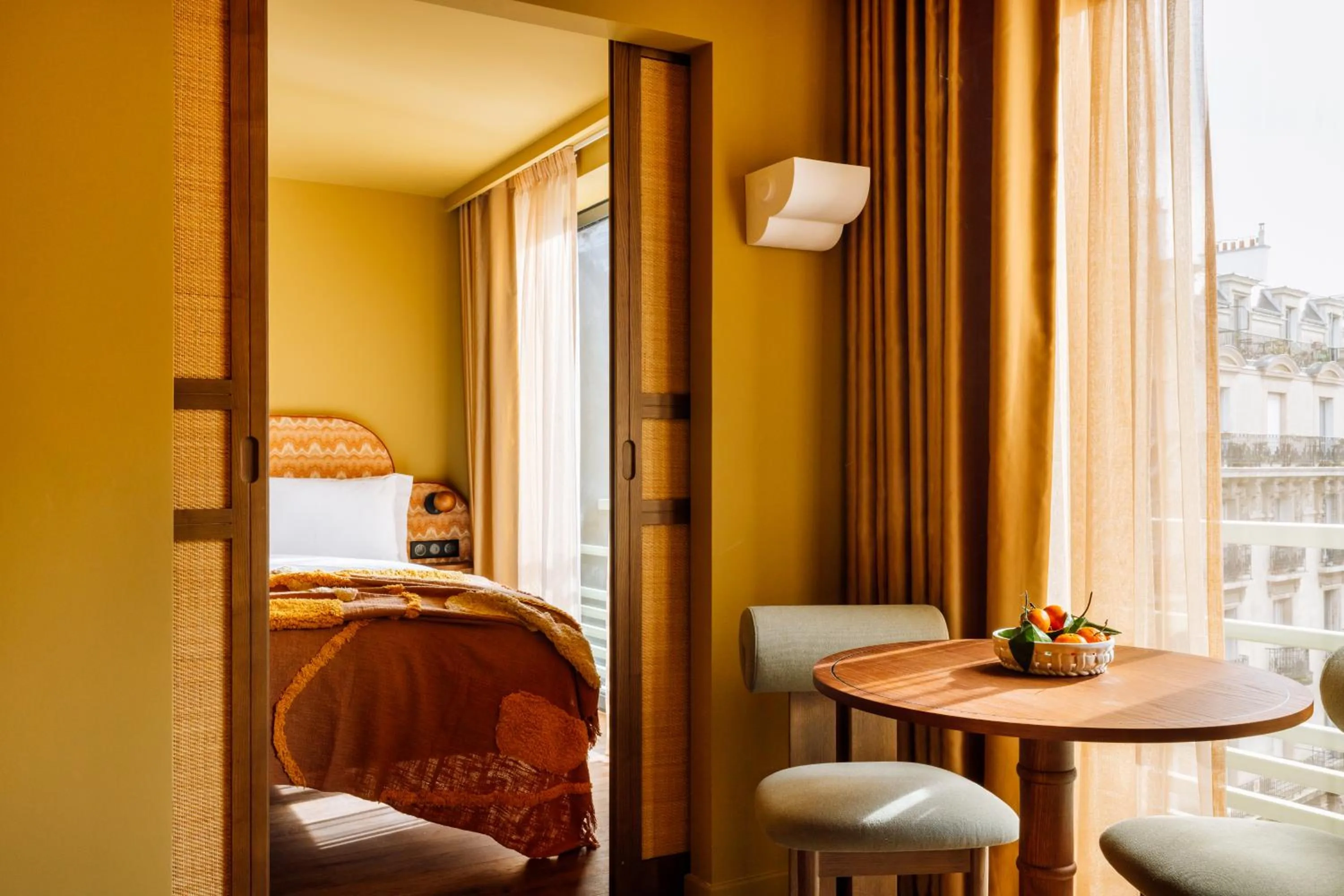 Bedroom, Bed in Le Jardin de Verre by Locke