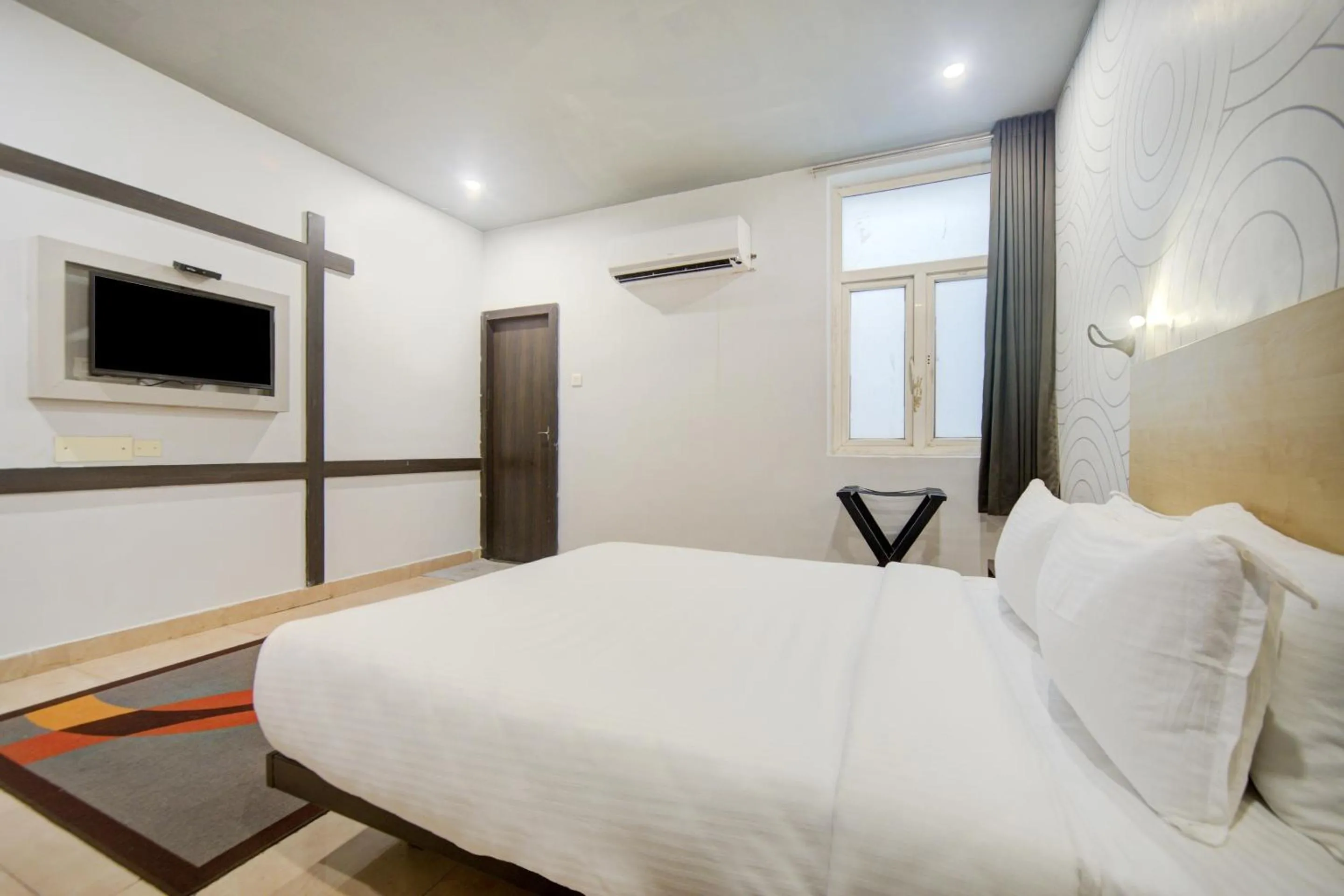 Hotel O Everest Hotel