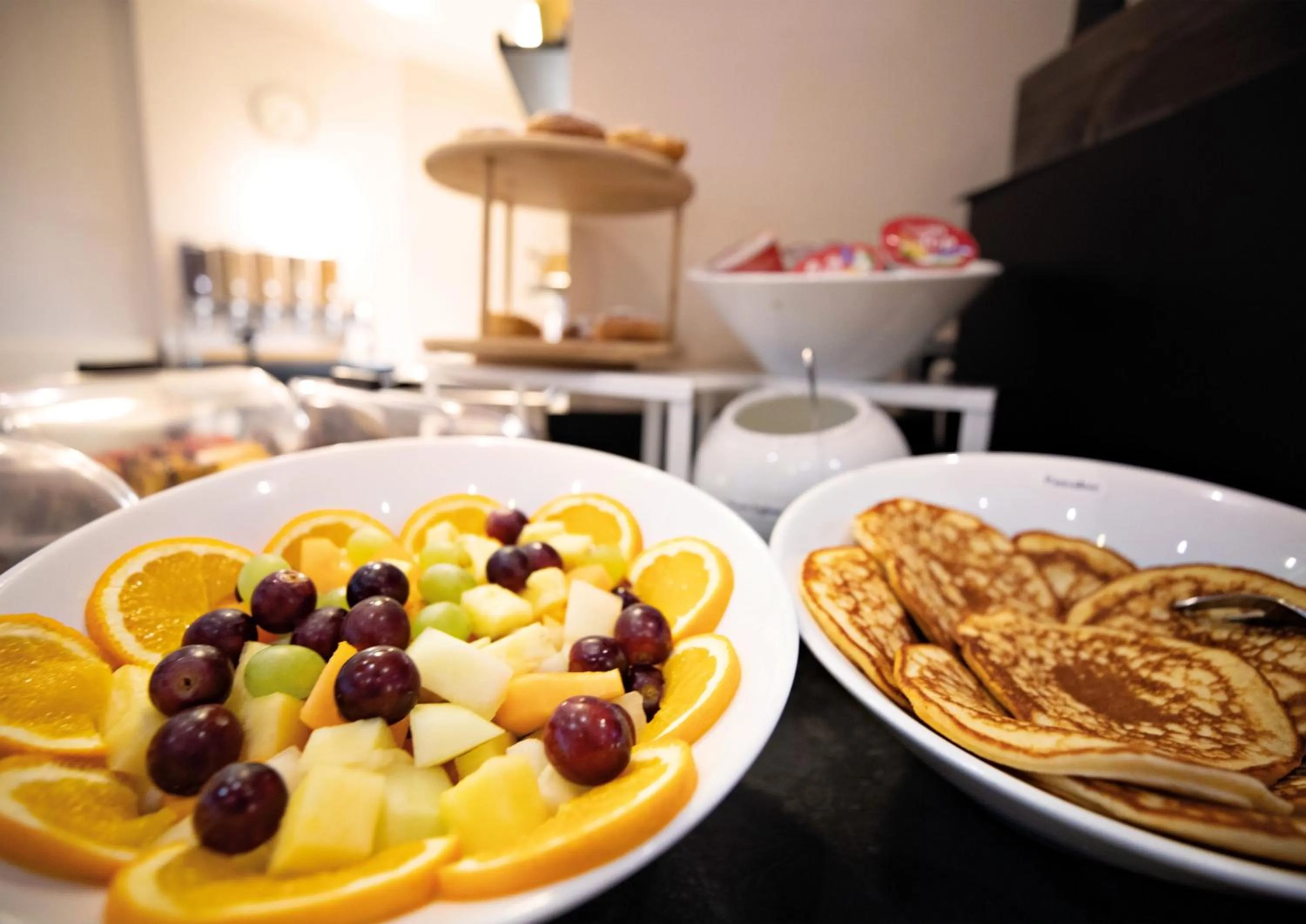 Buffet breakfast in Skyline Hotel City Frankfurt