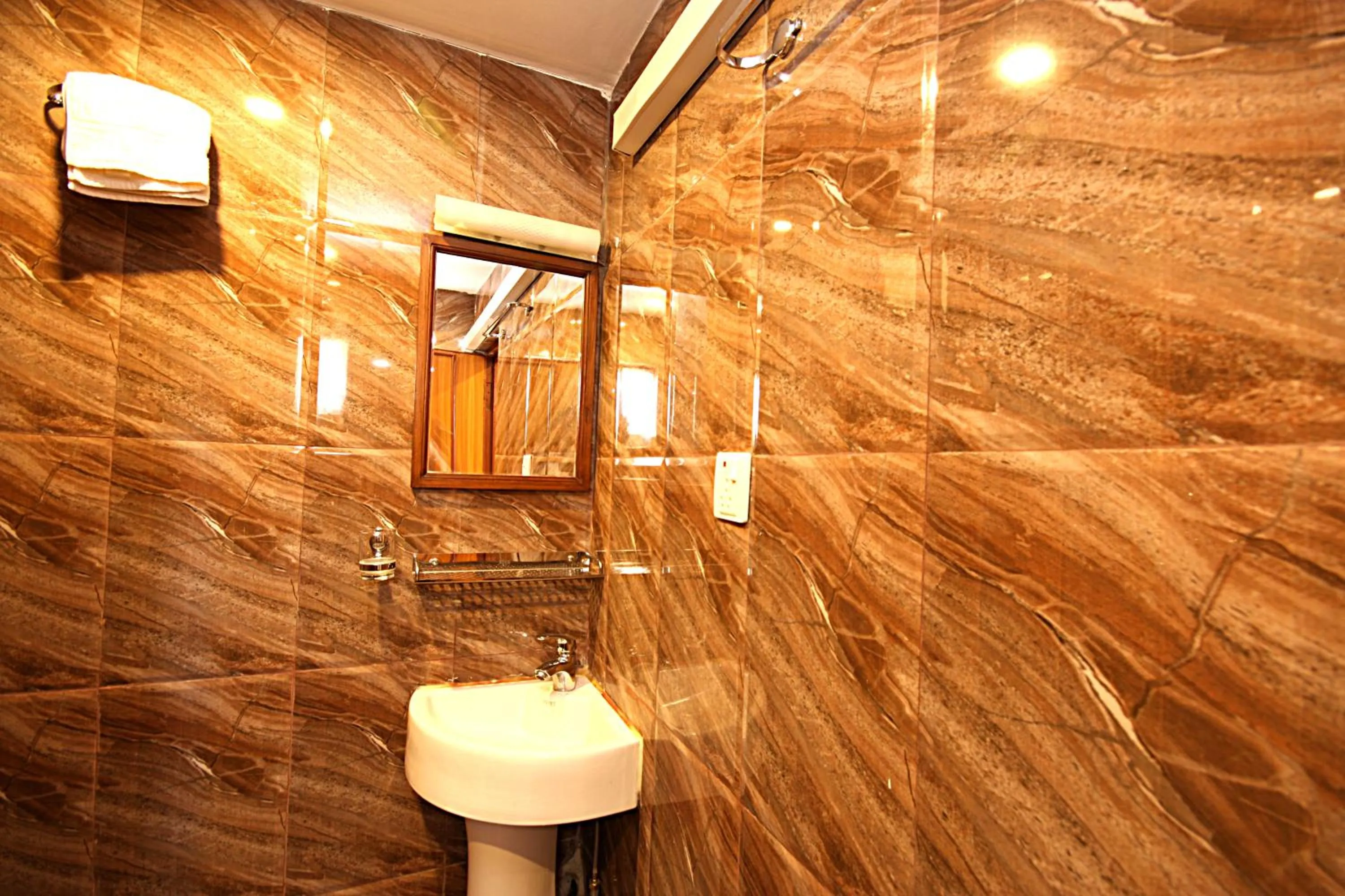 Bathroom in Hotel Bubo Himalaya