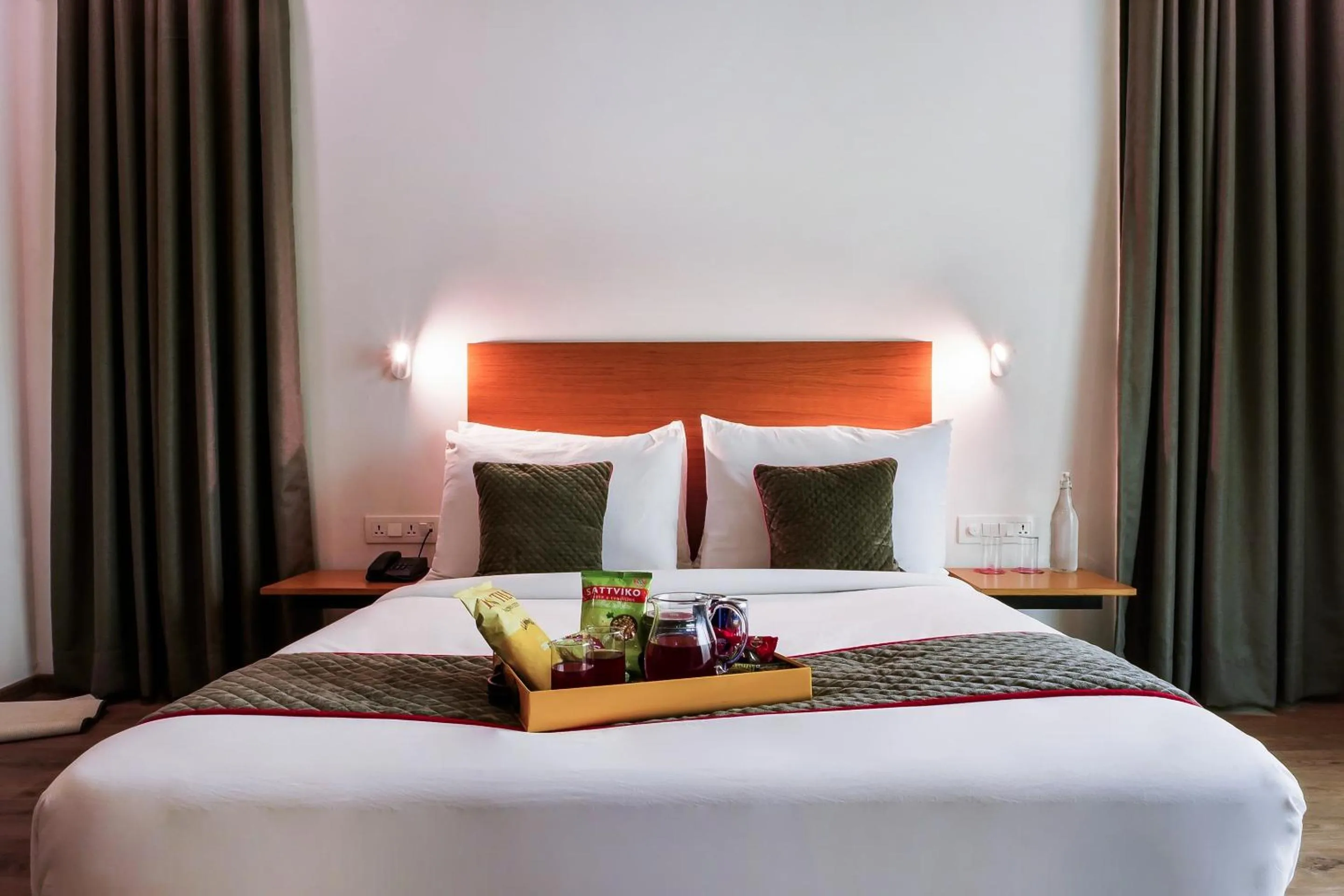 Bedroom, Bed in Super Townhouse Galleria Market Near Golf Course Road