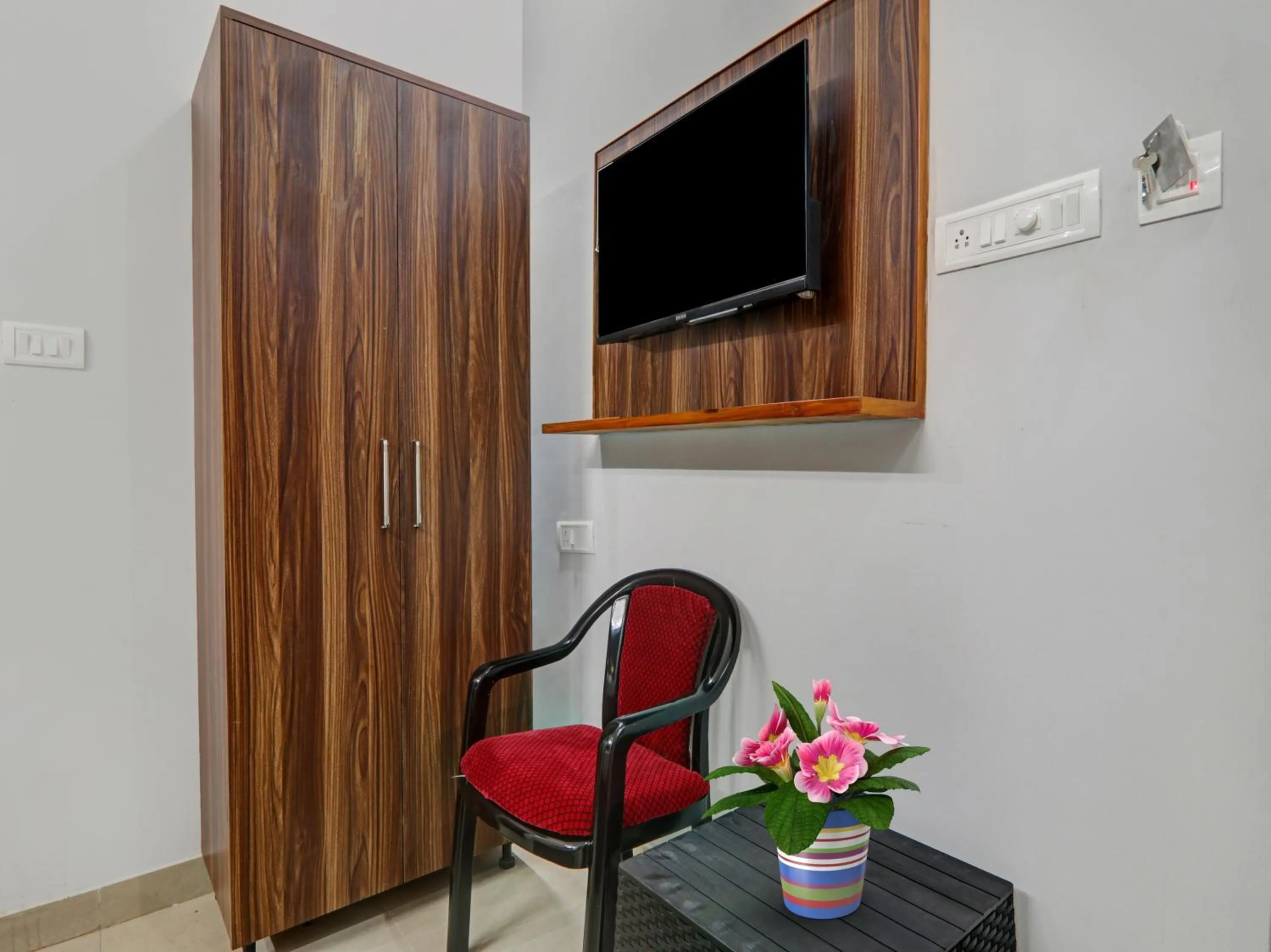 Communal lounge/ TV room in North Inn