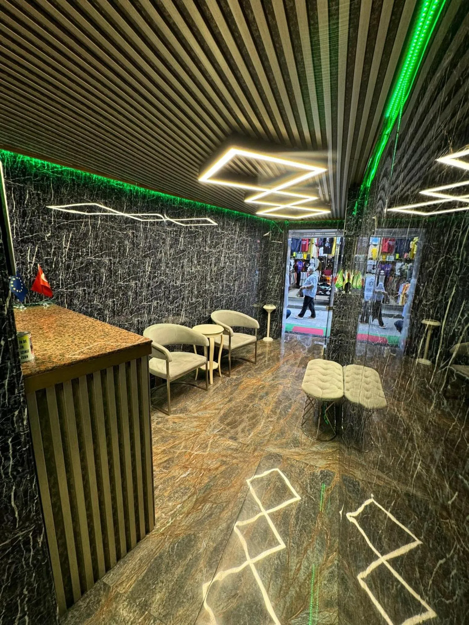 Lobby or reception in Hotel Metropol 1