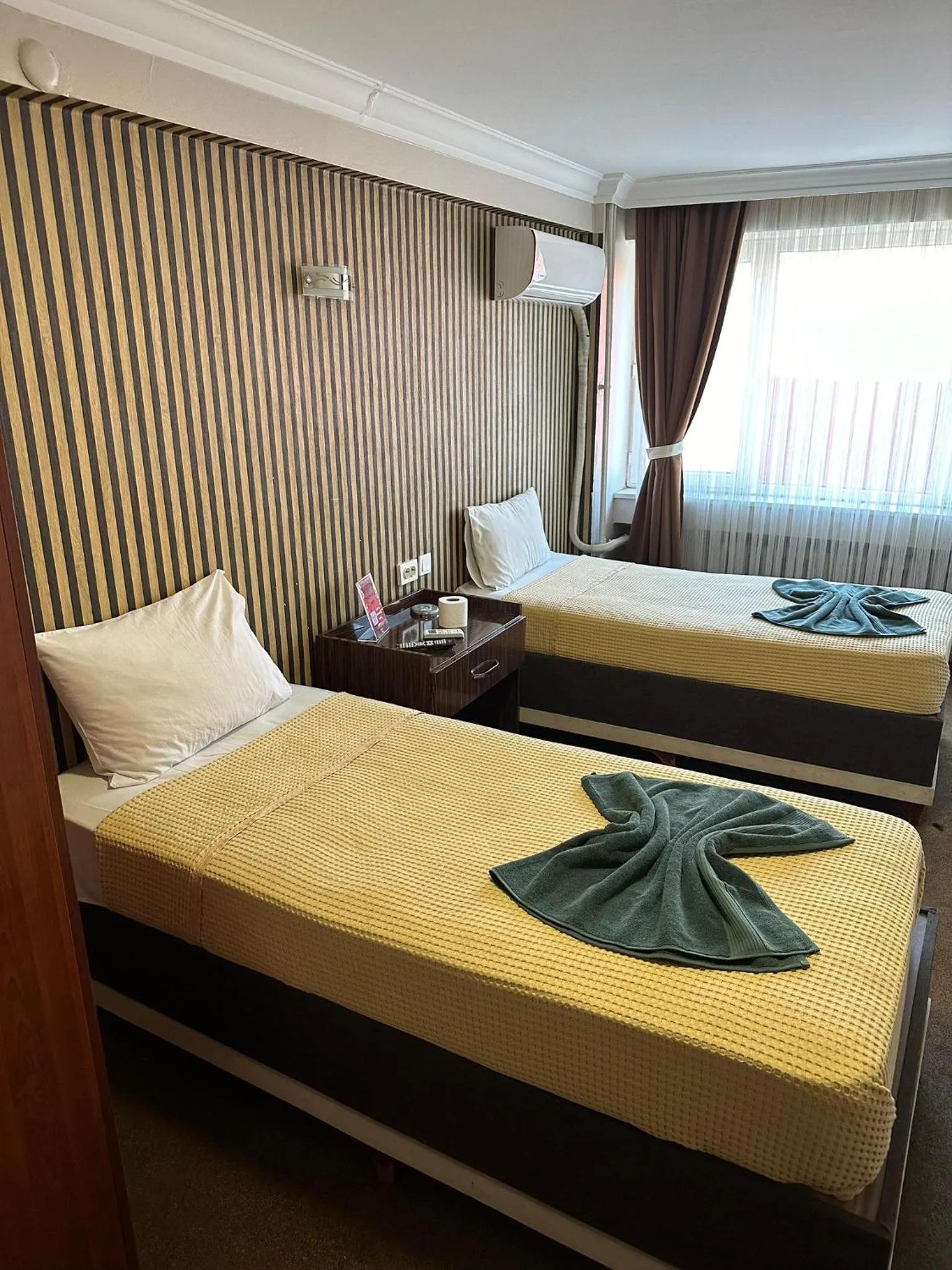 Bed in Hotel Metropol 1