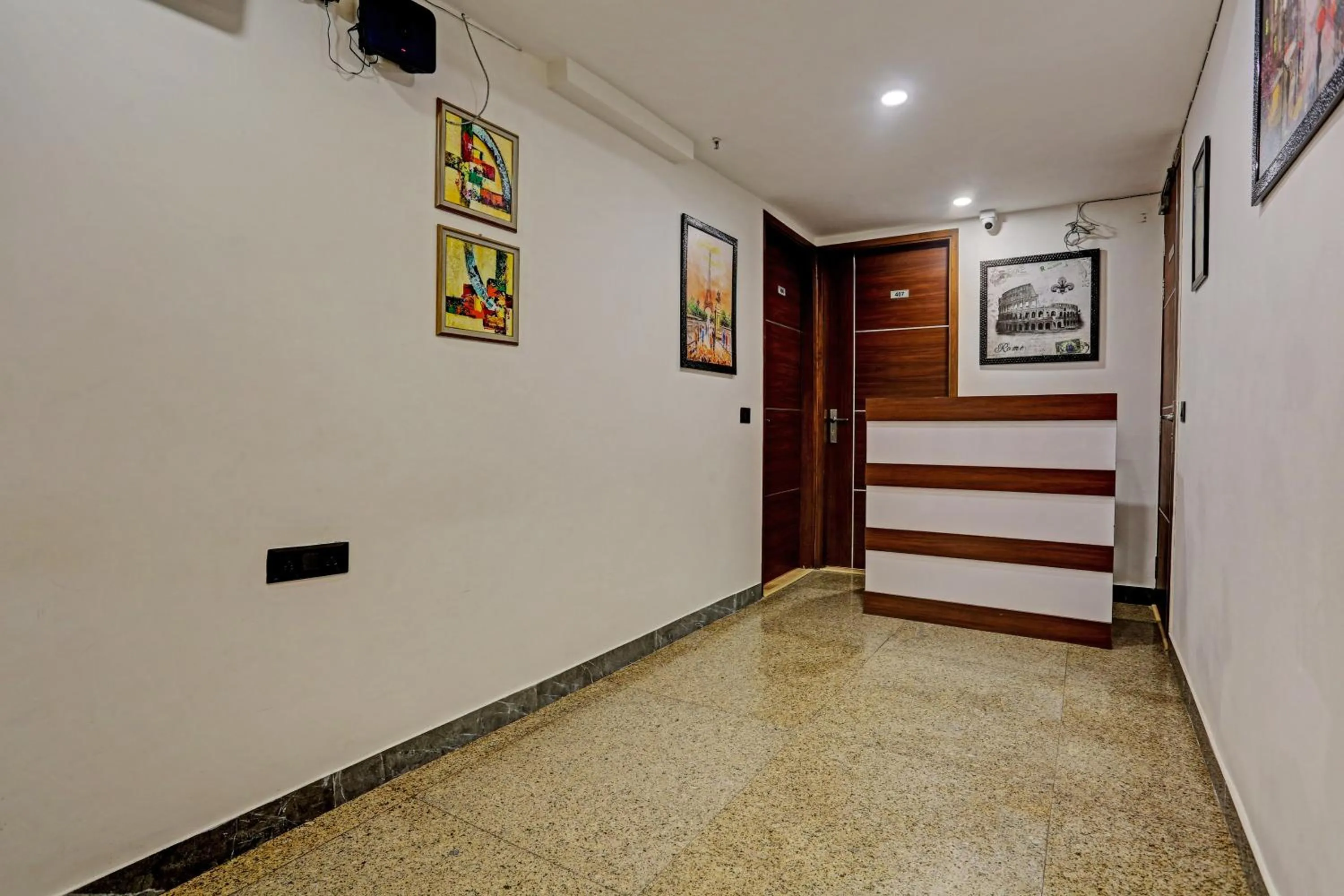 Lobby or reception in Hotel O Golden Eye Inn