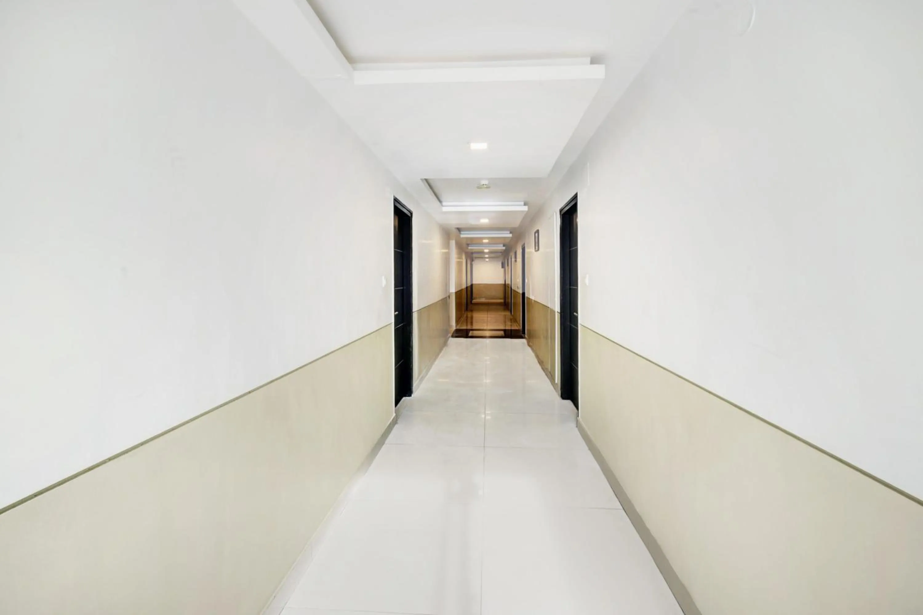 Townhouse City Center Near Mysore Palace Formerly Aavass Inn