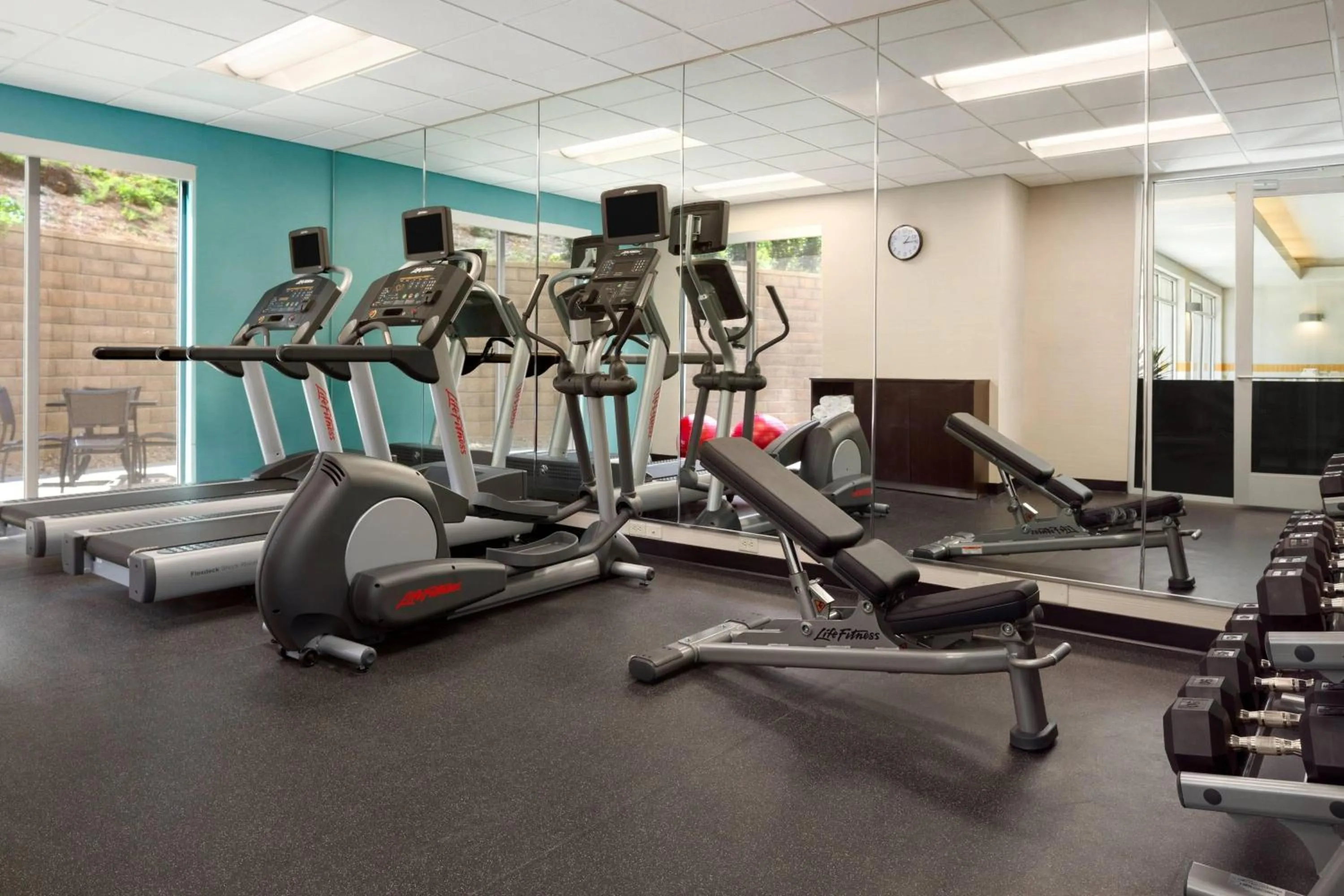 Fitness centre/facilities in Fairfield Inn & Suites by Marriott Bristol