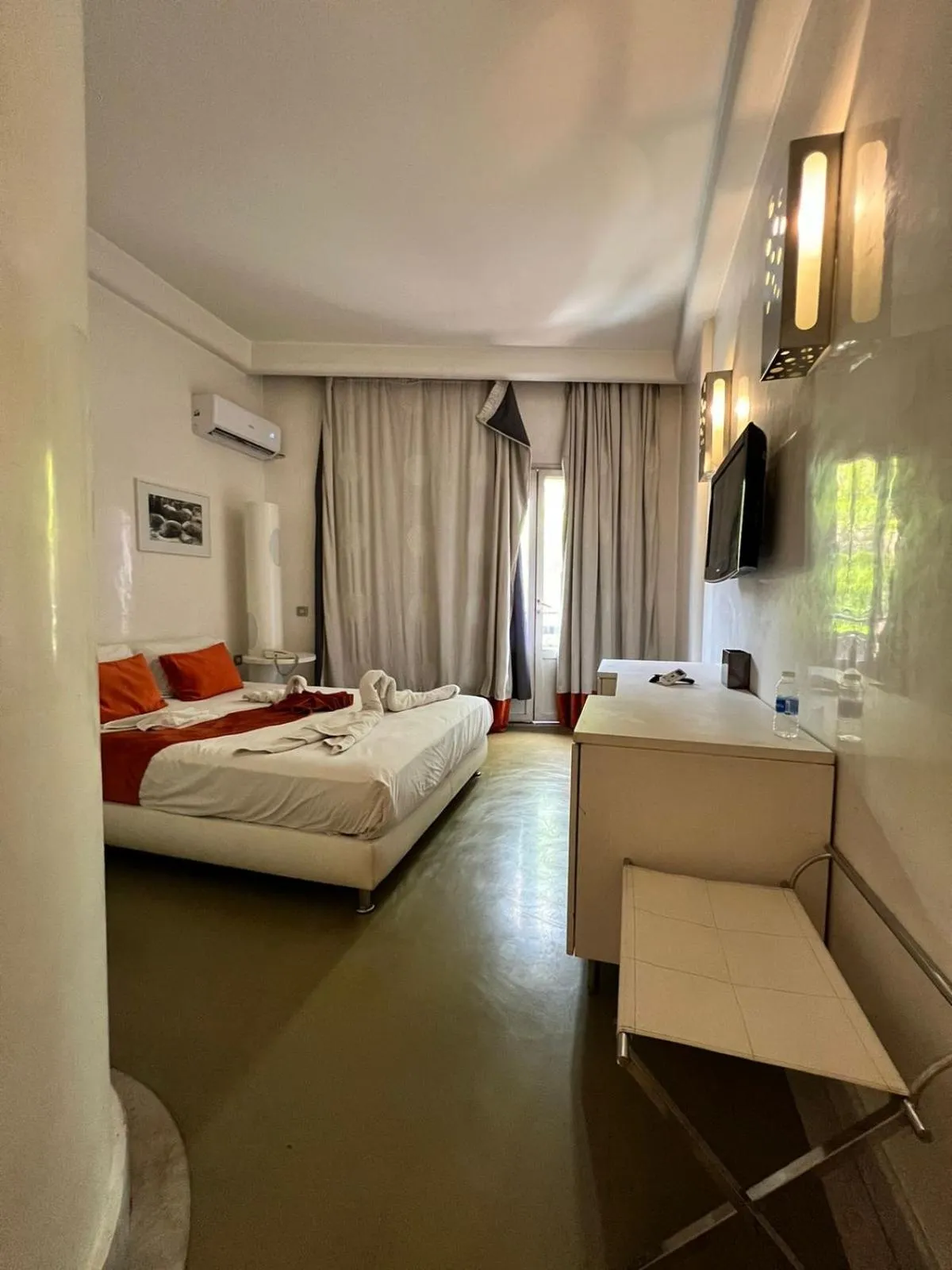 Bed in La Renaissance hôtel Marrakech