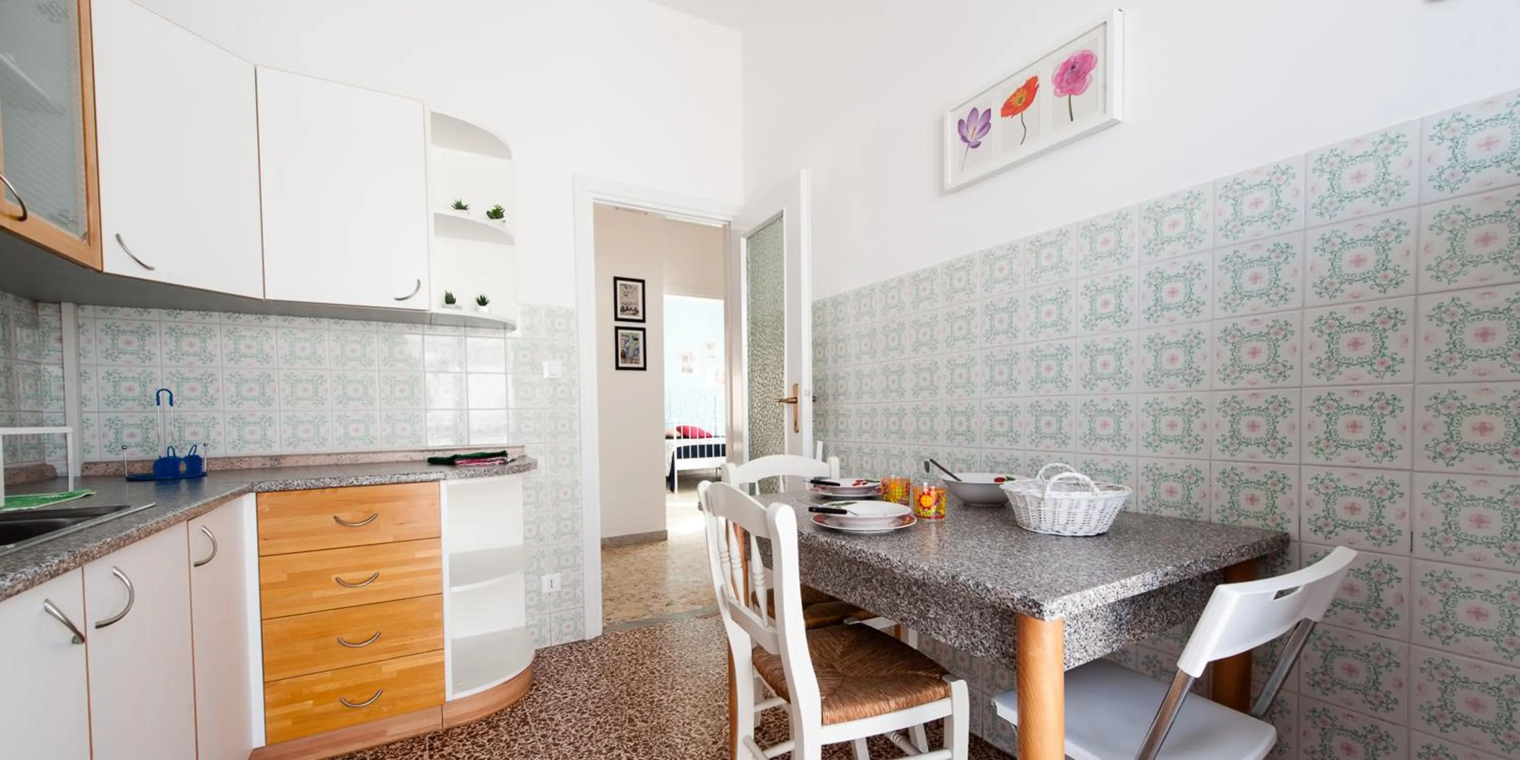 Kitchen or kitchenette in Casa Vacanze Circe