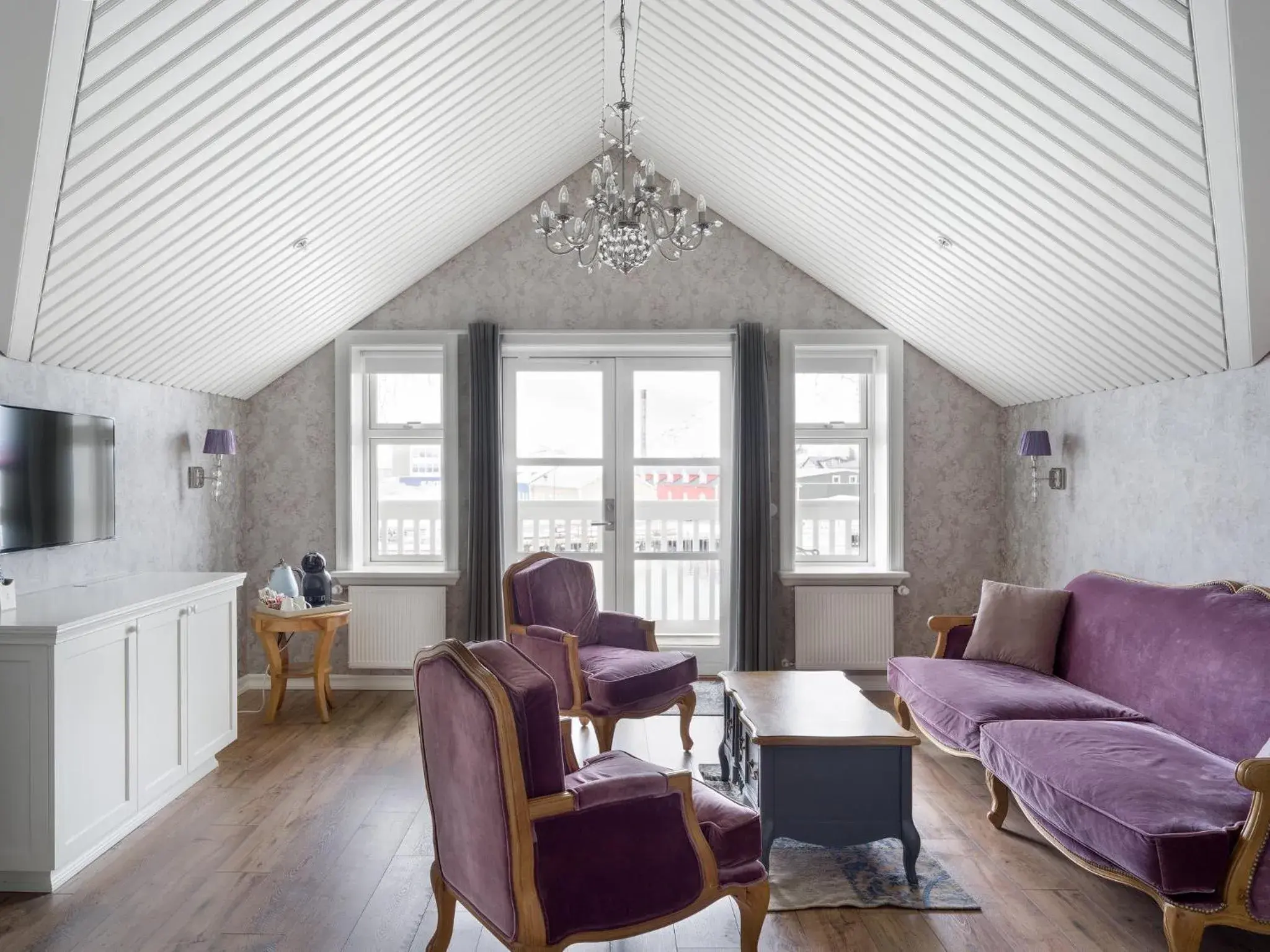 Suite in Siglo Hotel by Keahotels Suite in Siglo Hotel by Keahotels