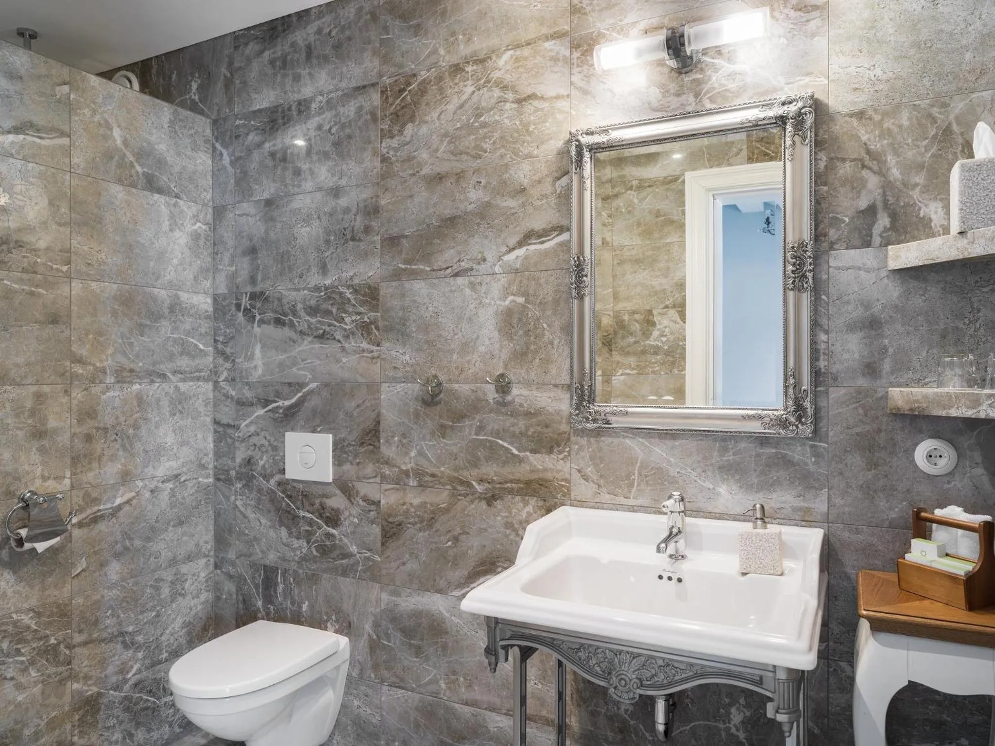 Bathroom in Siglo Hotel by Keahotels