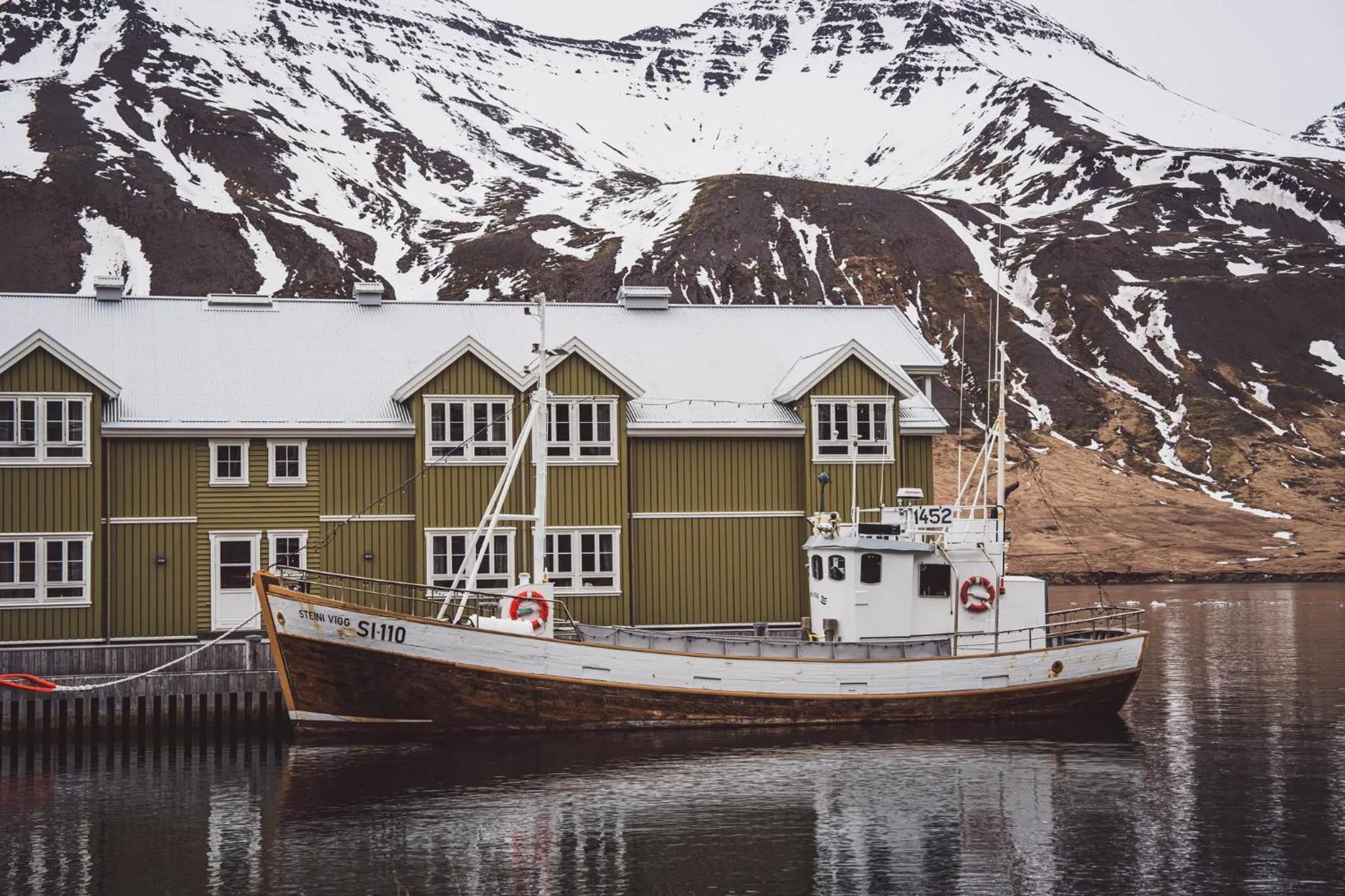 Facade/entrance in Siglo Hotel by Keahotels