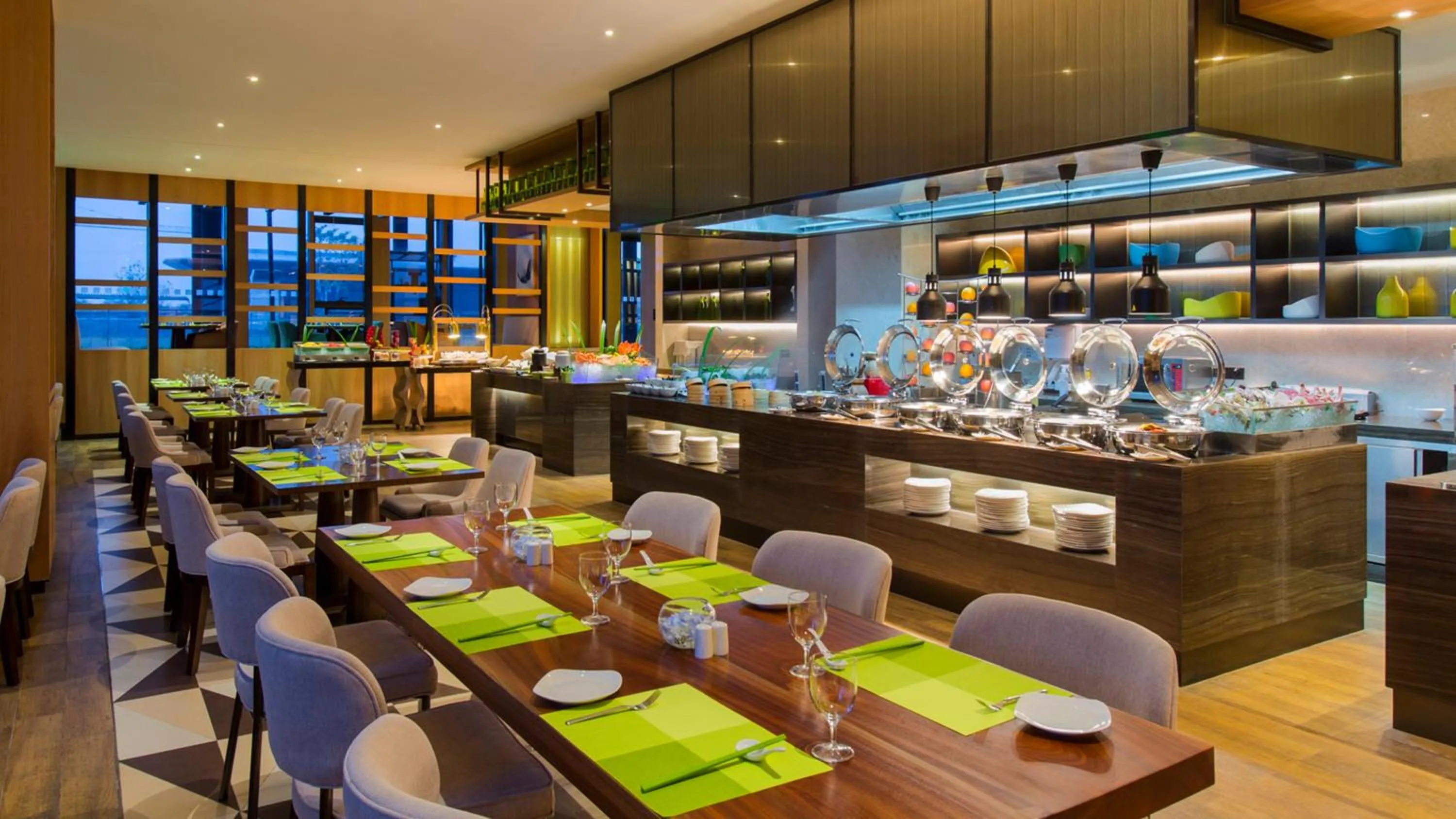 Restaurant/places to eat in Holiday Inn Nanjing Qinhuai South Suites by IHG