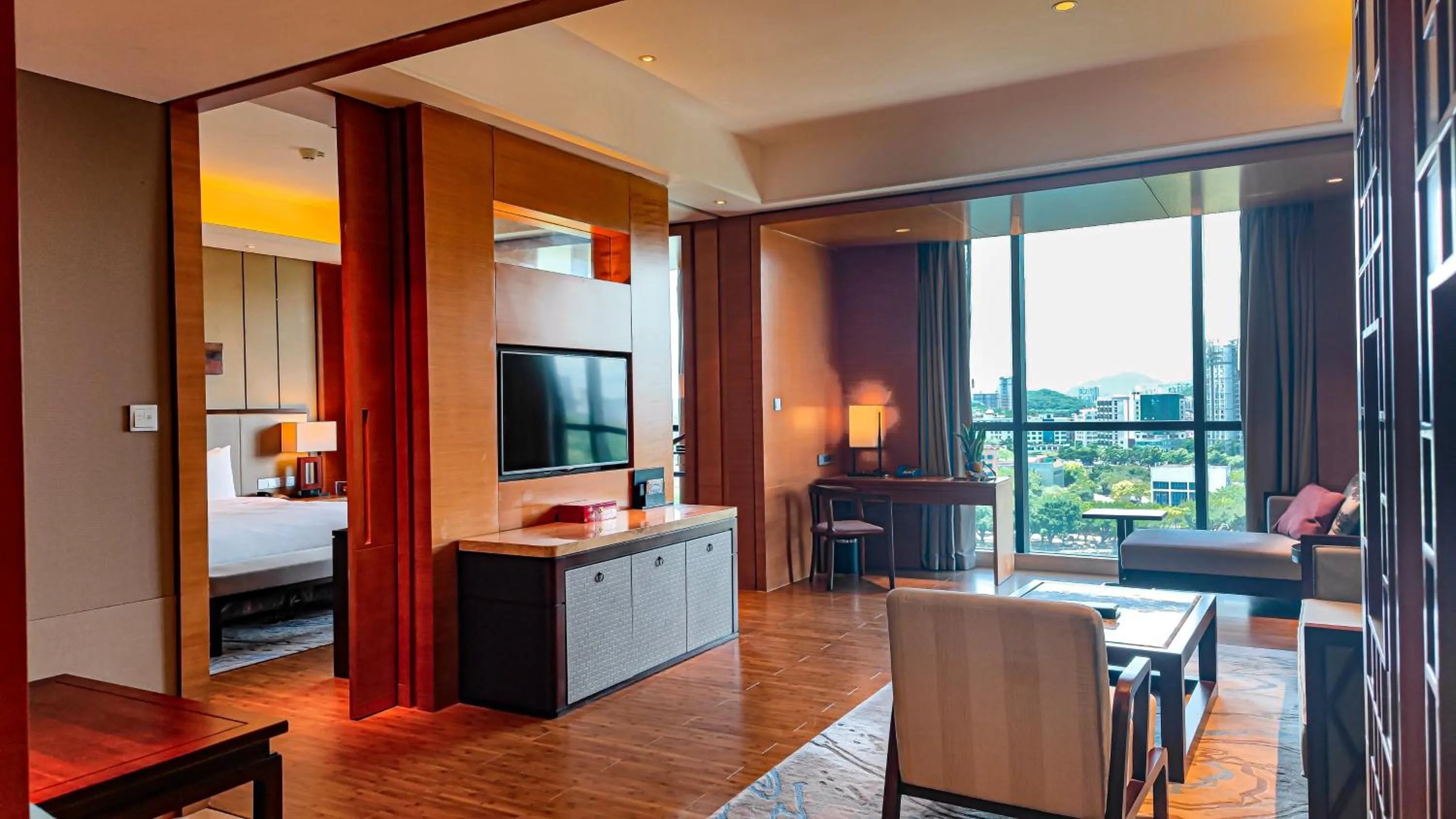 Bedroom, Bed in HUALUXE Yangjiang City Center