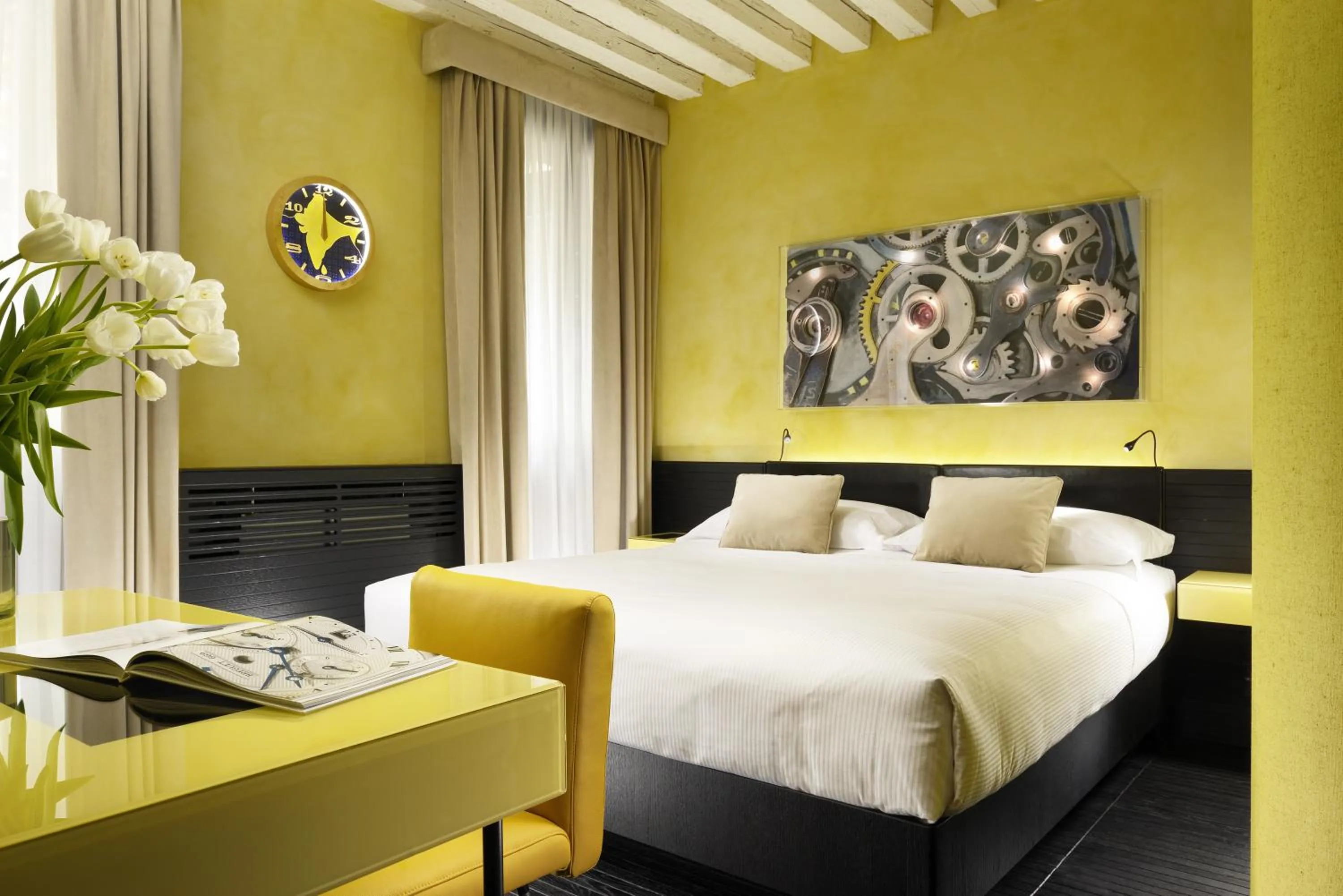 Bed in Hotel L'Orologio Venezia - WTB Hotels