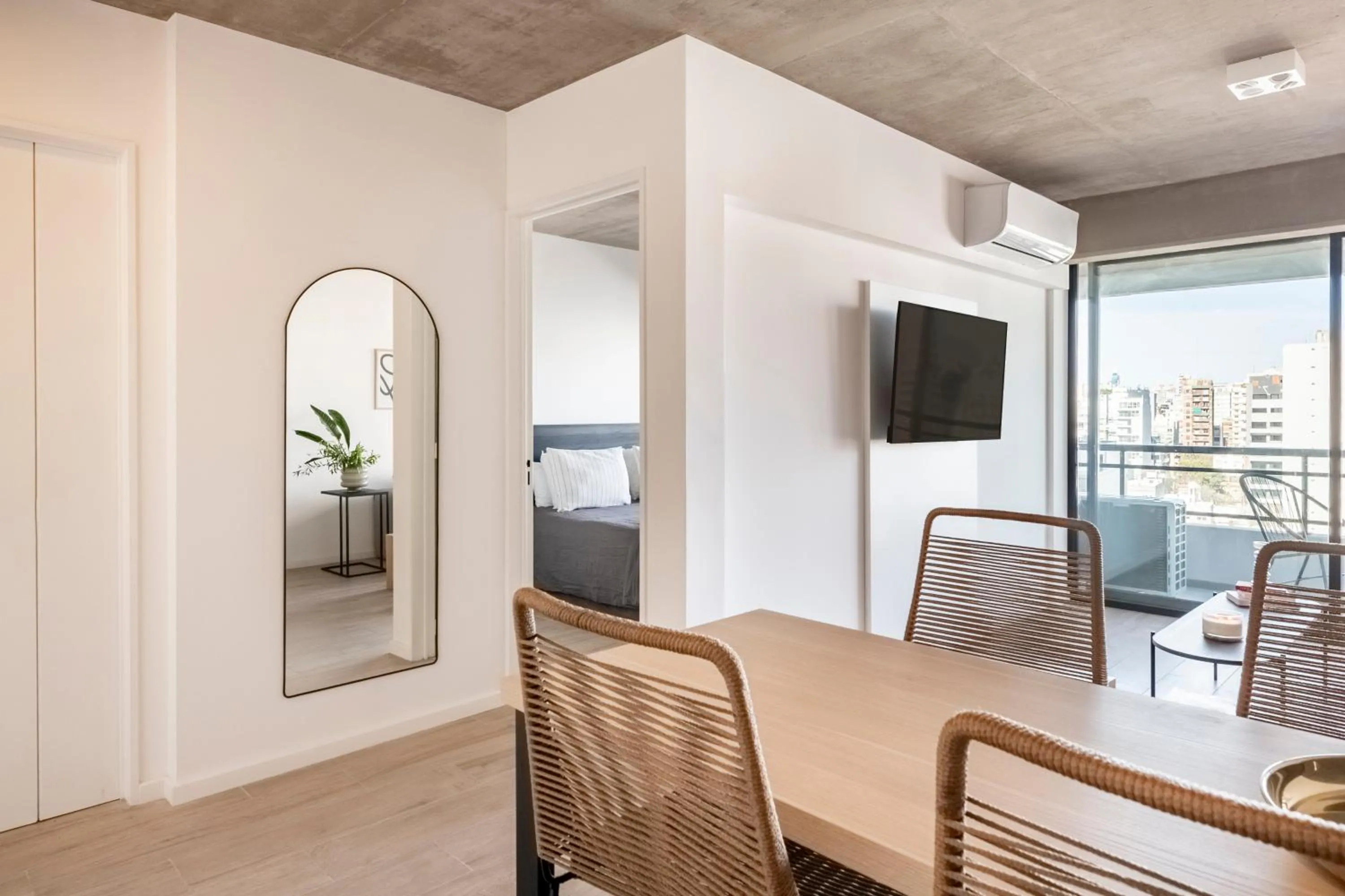 Communal lounge/ TV room in Top Rentals Nuñez