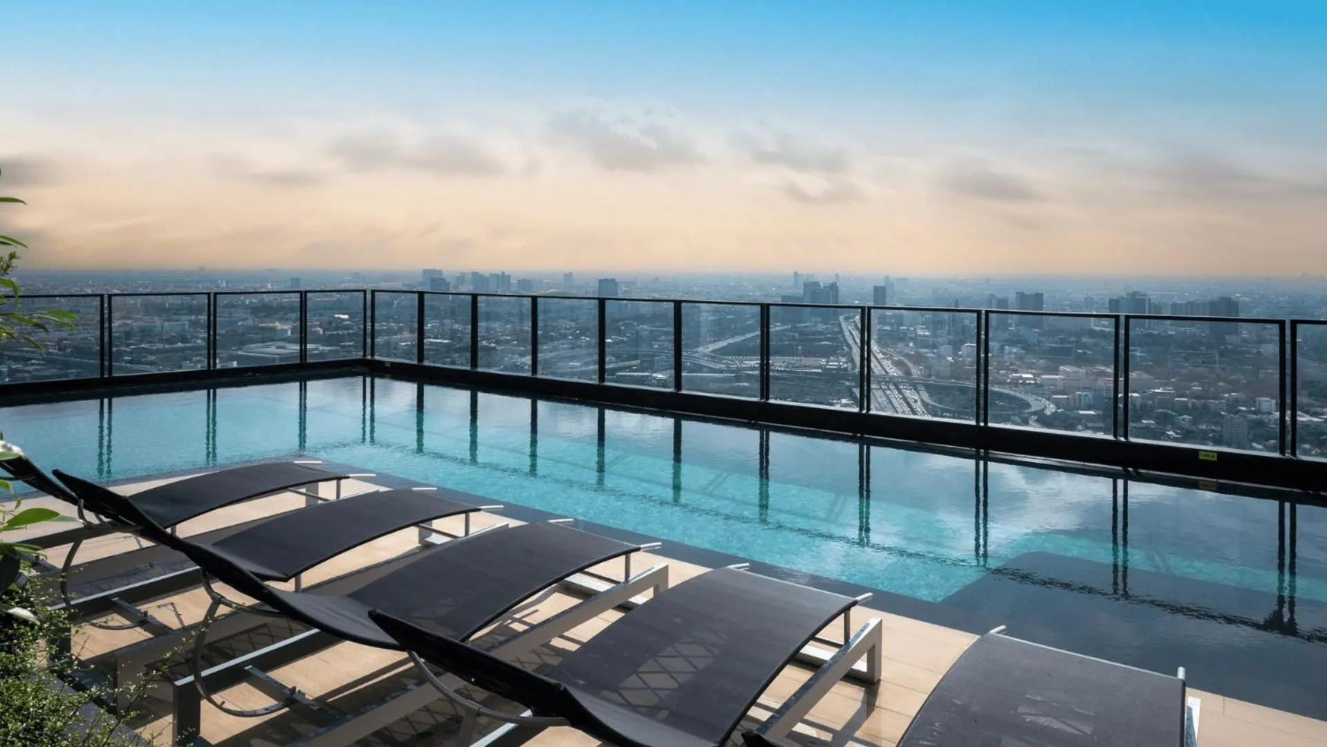 Swimming pool in Cassia Rama 9 Bangkok, part of Banyan Group