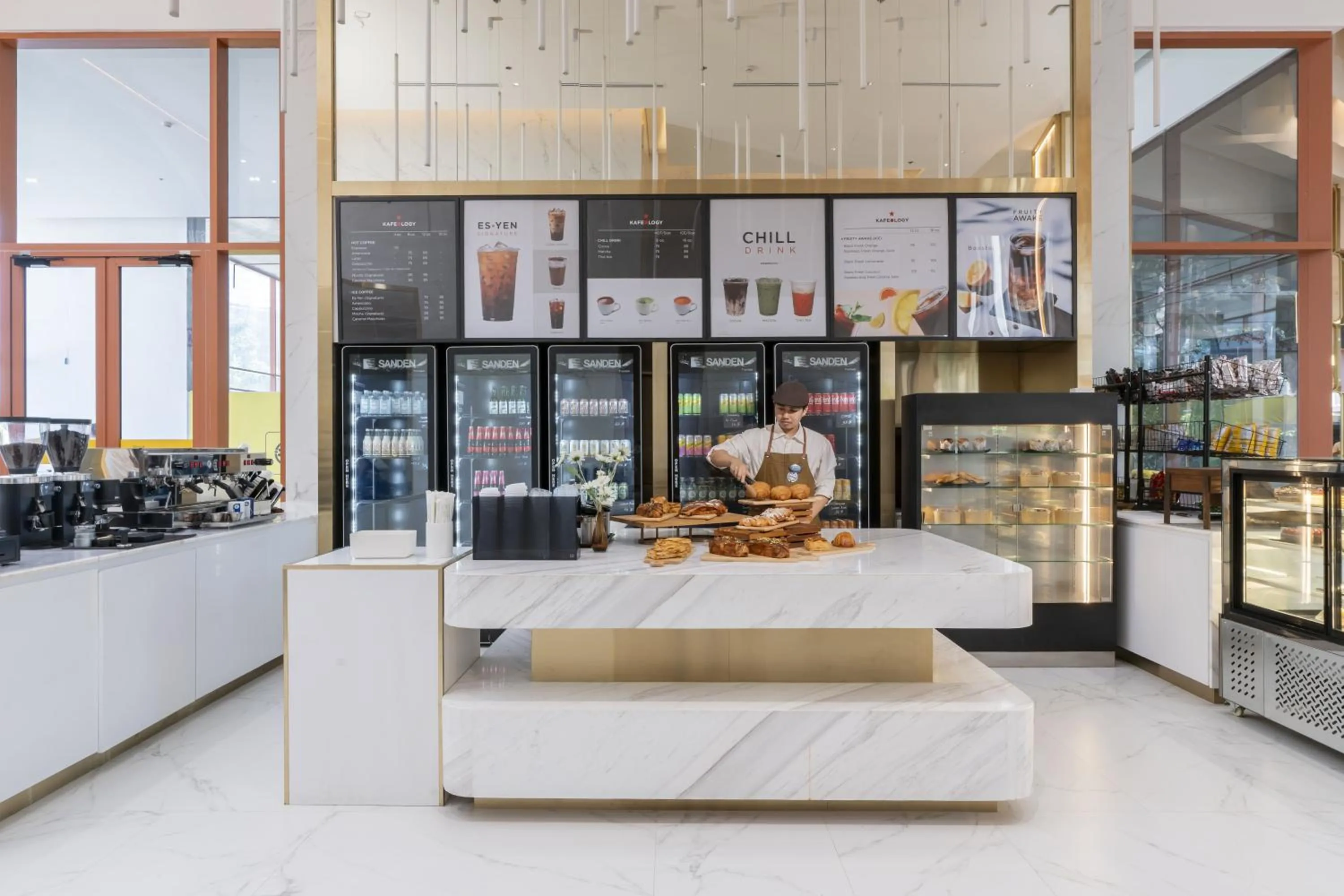 Food and drinks in Cassia Rama 9 Bangkok, part of Banyan Group