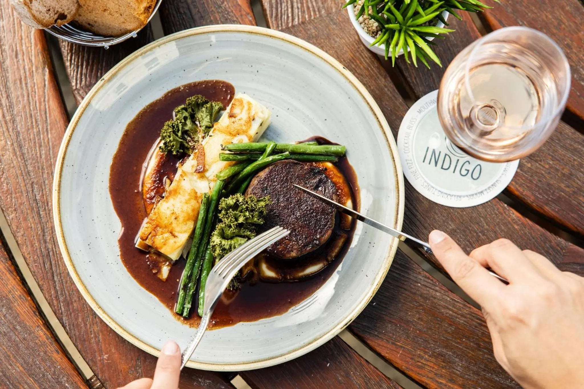 Food and drinks in Hotel Cristina