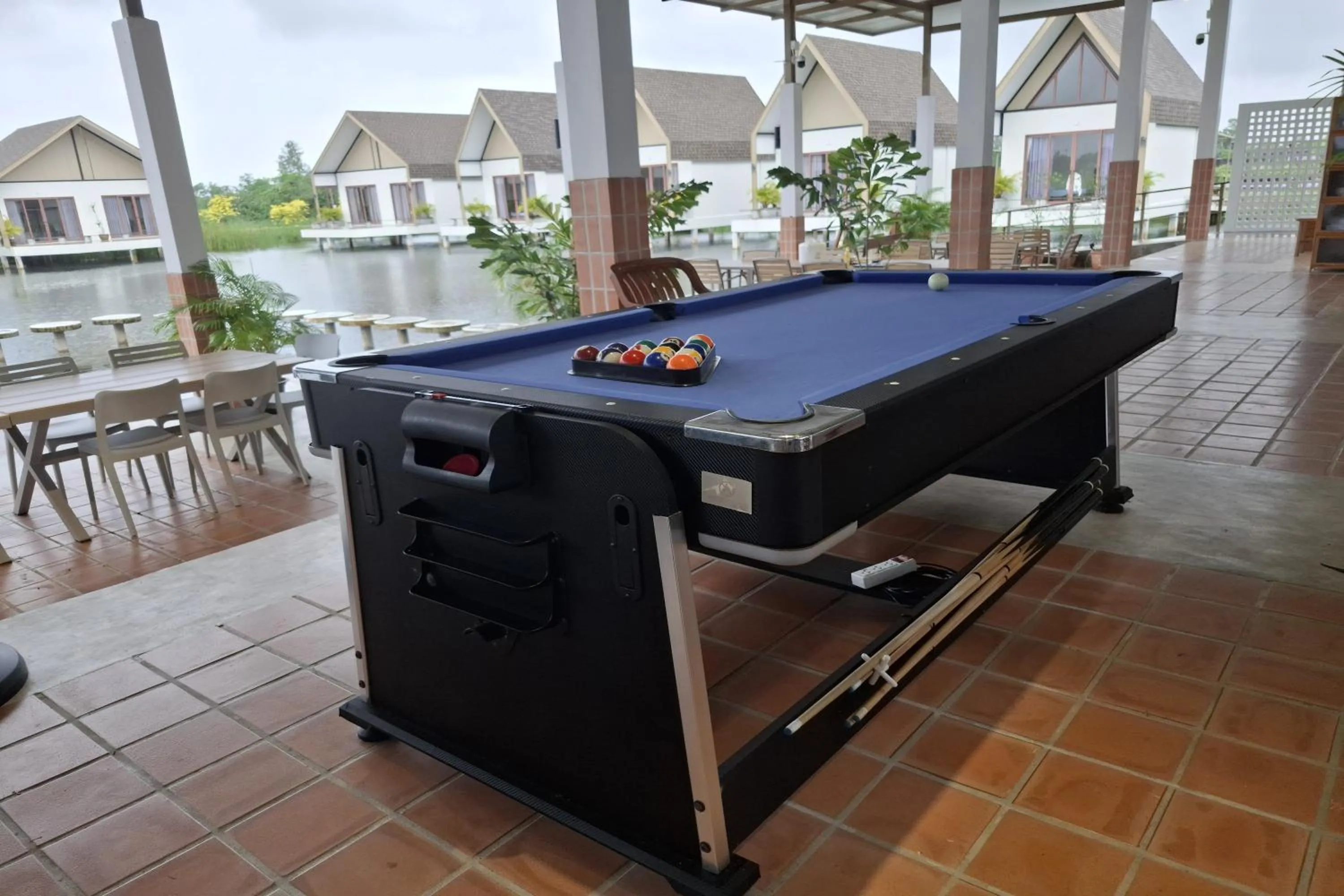 Billiard in Burichan Resort